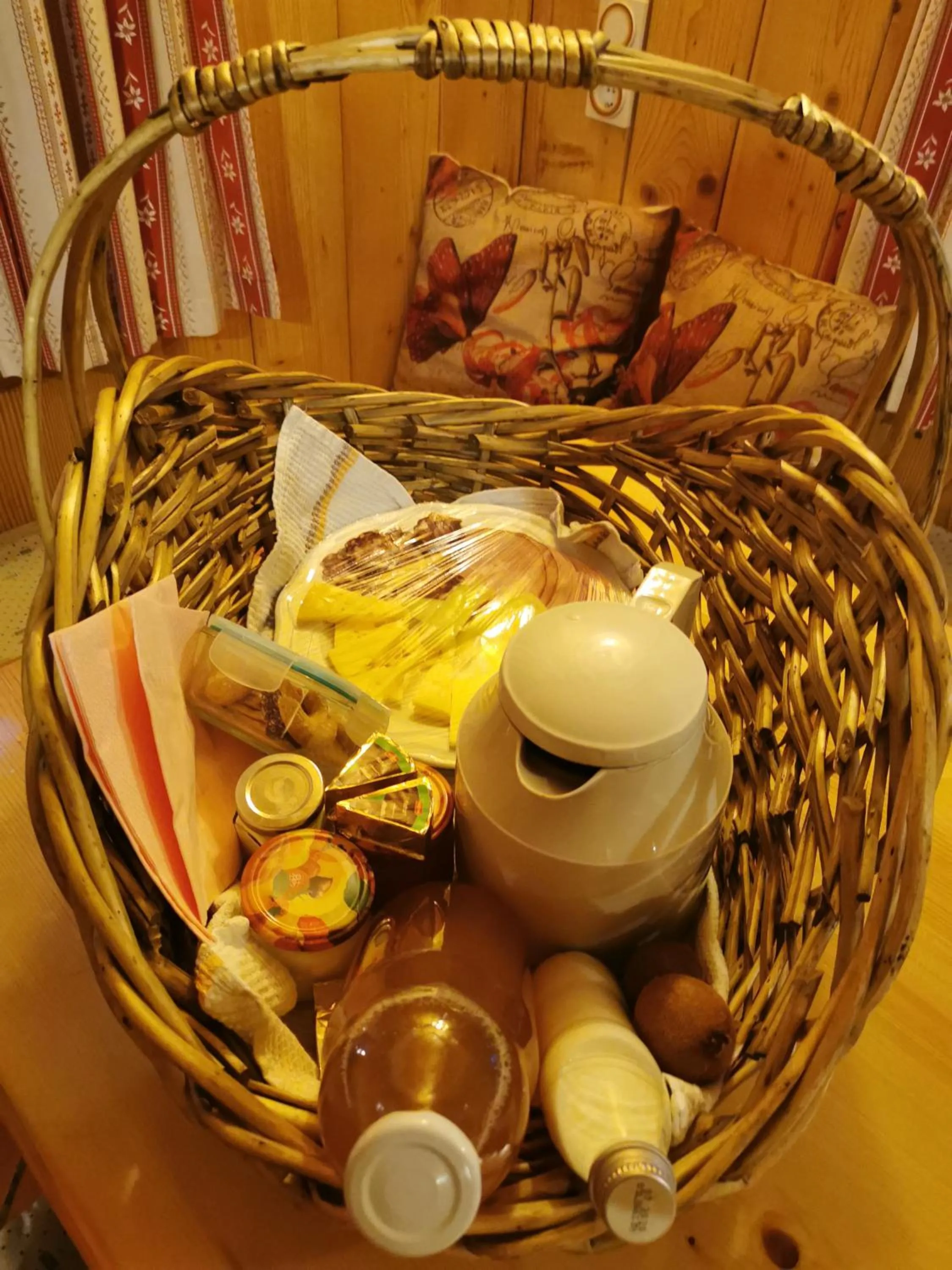 Breakfast in Bled Paradise Apartments