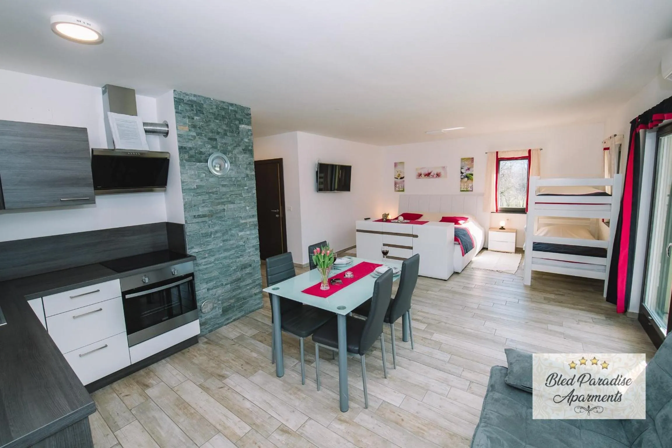 Kitchen or kitchenette, Bed in Bled Paradise Apartments