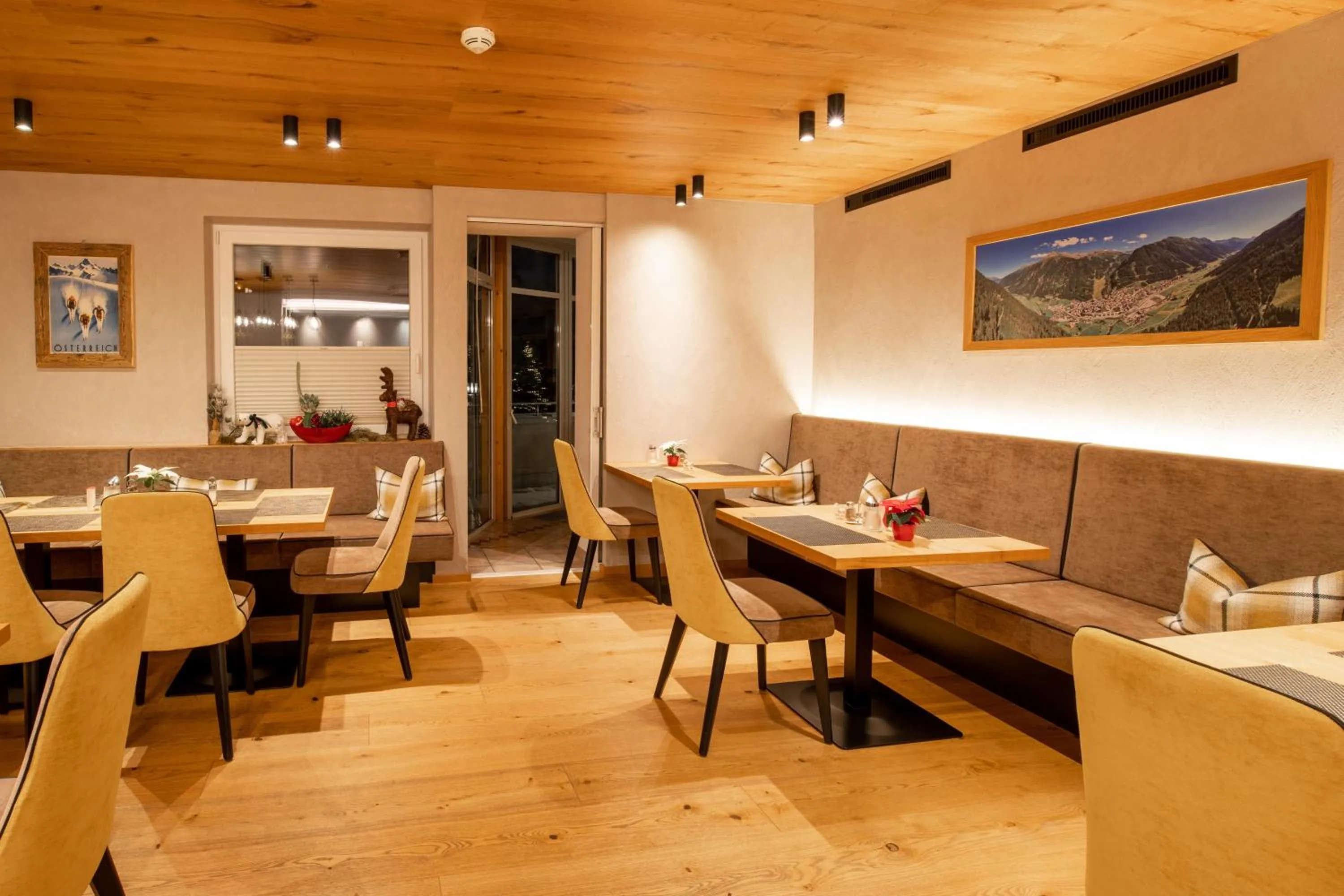 Breakfast in Hotel Neder