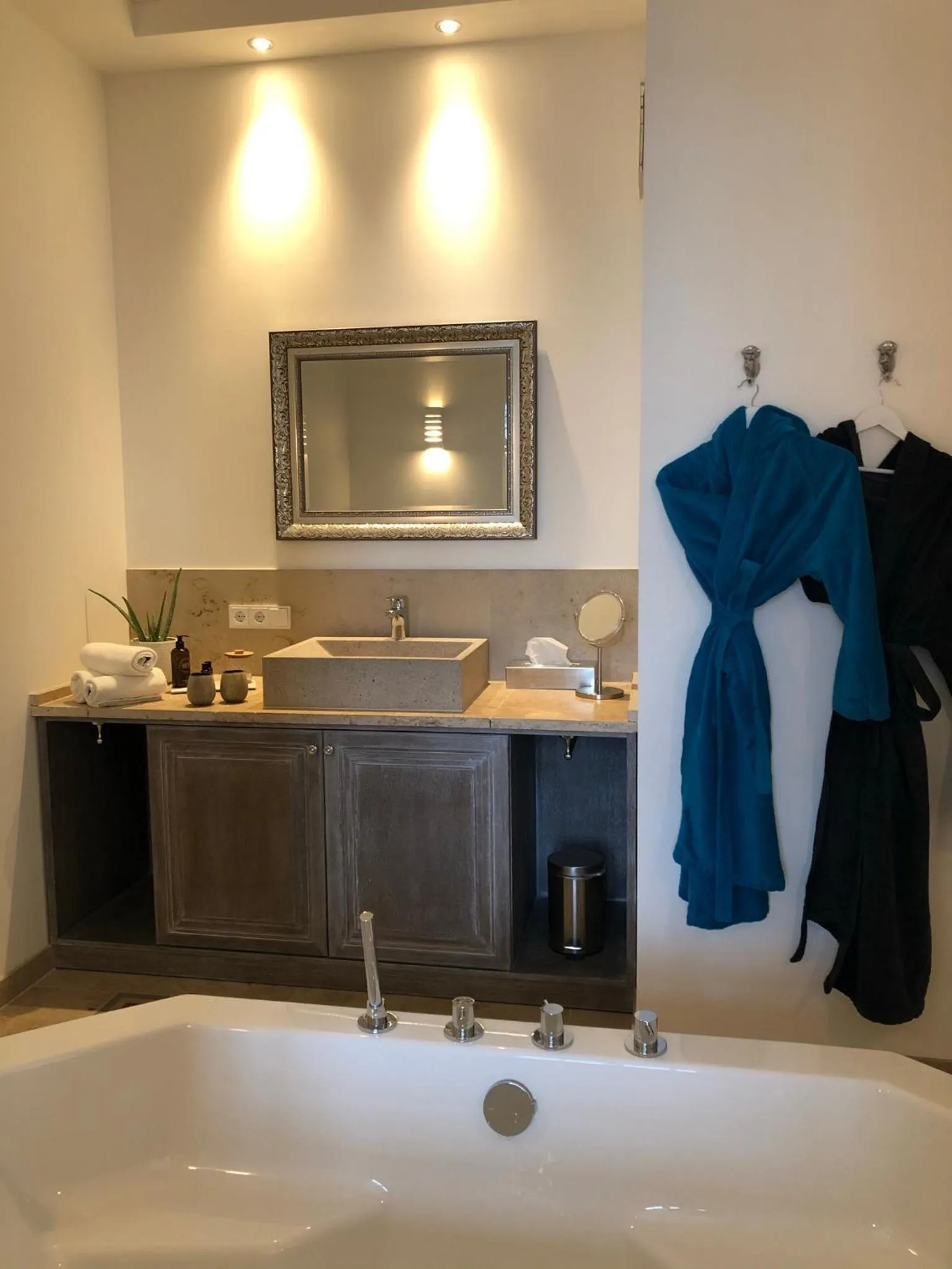 Bathroom in The Starnbergsee Hideaway