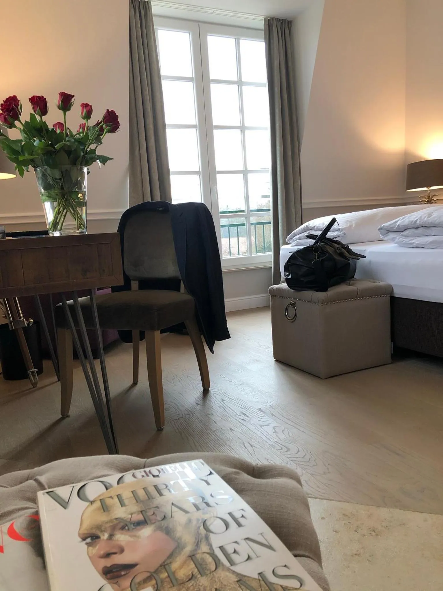 Photo of the whole room, Bed in The Starnbergsee Hideaway