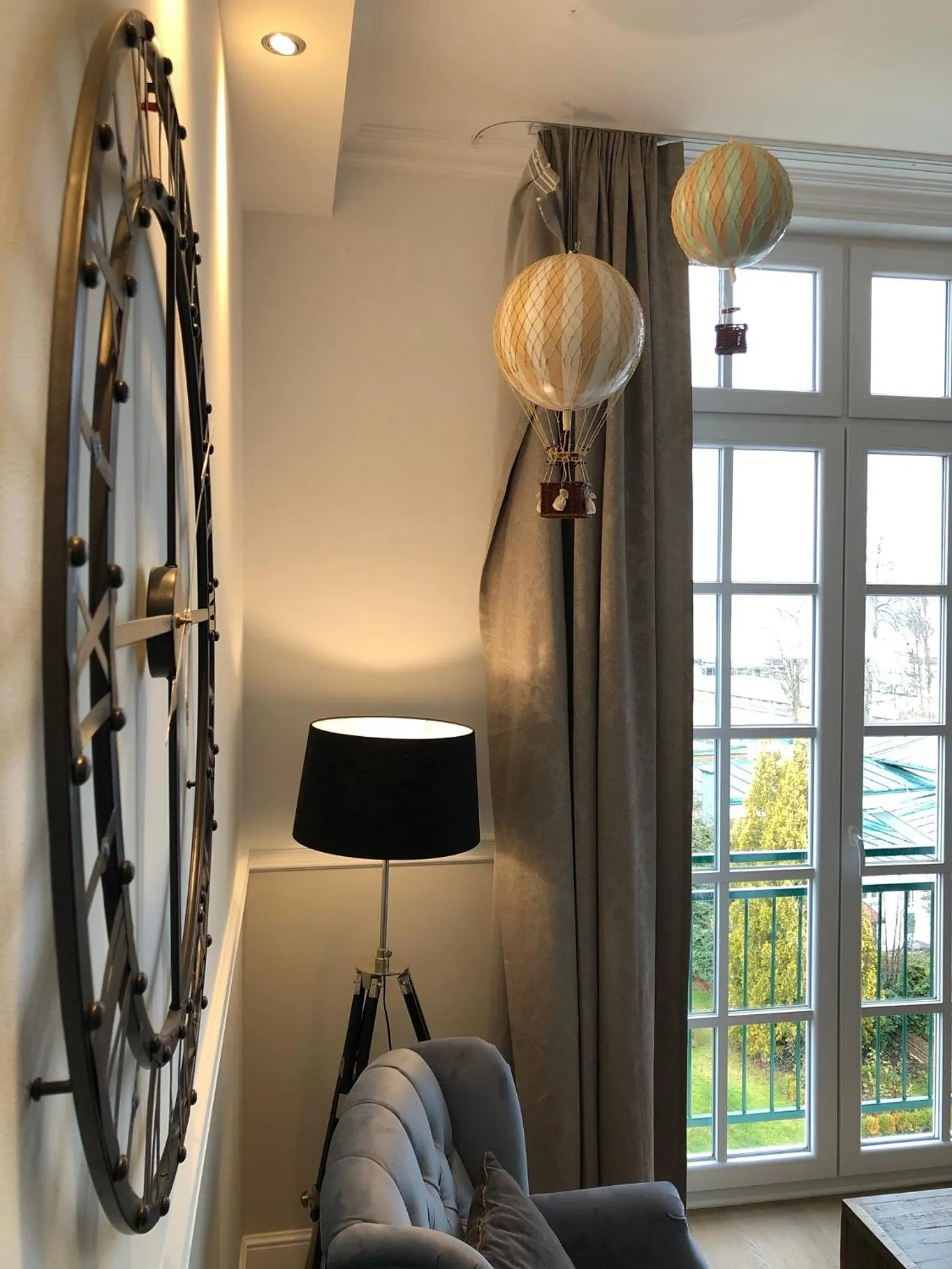 Decorative detail in The Starnbergsee Hideaway