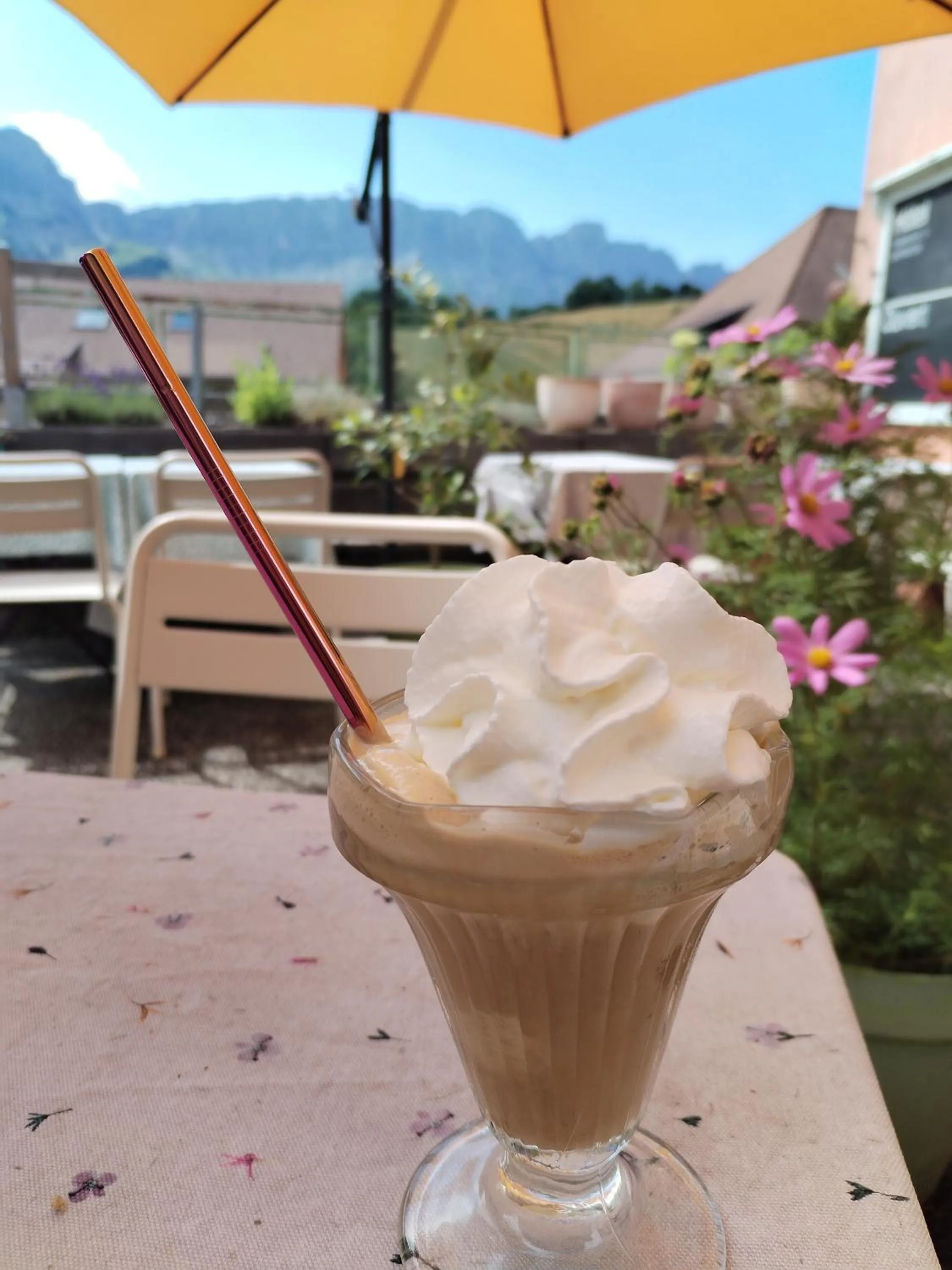 Restaurant/places to eat in Auberge Buissonniere