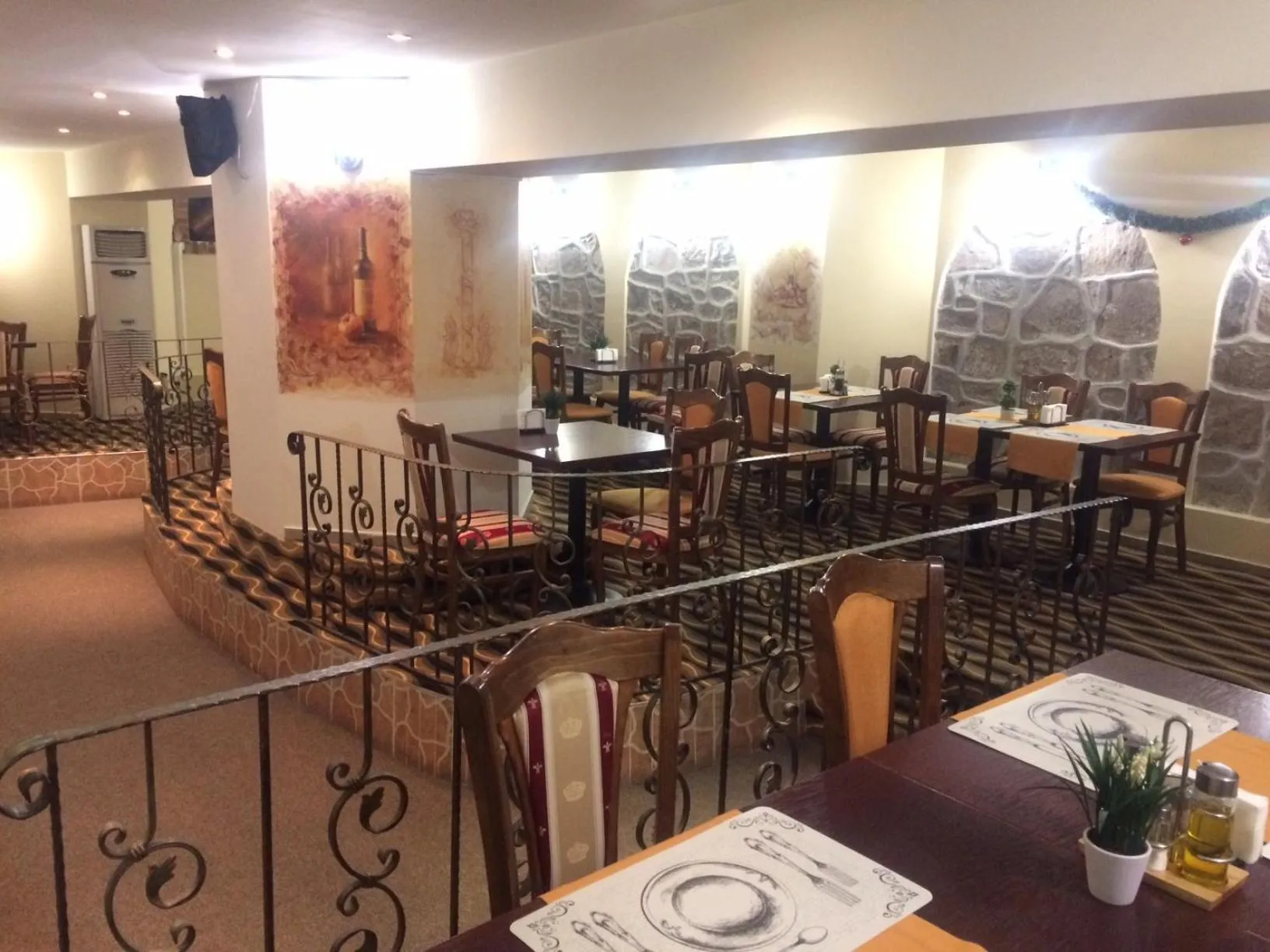 Food and drinks in Family Hotel Chiplakoff