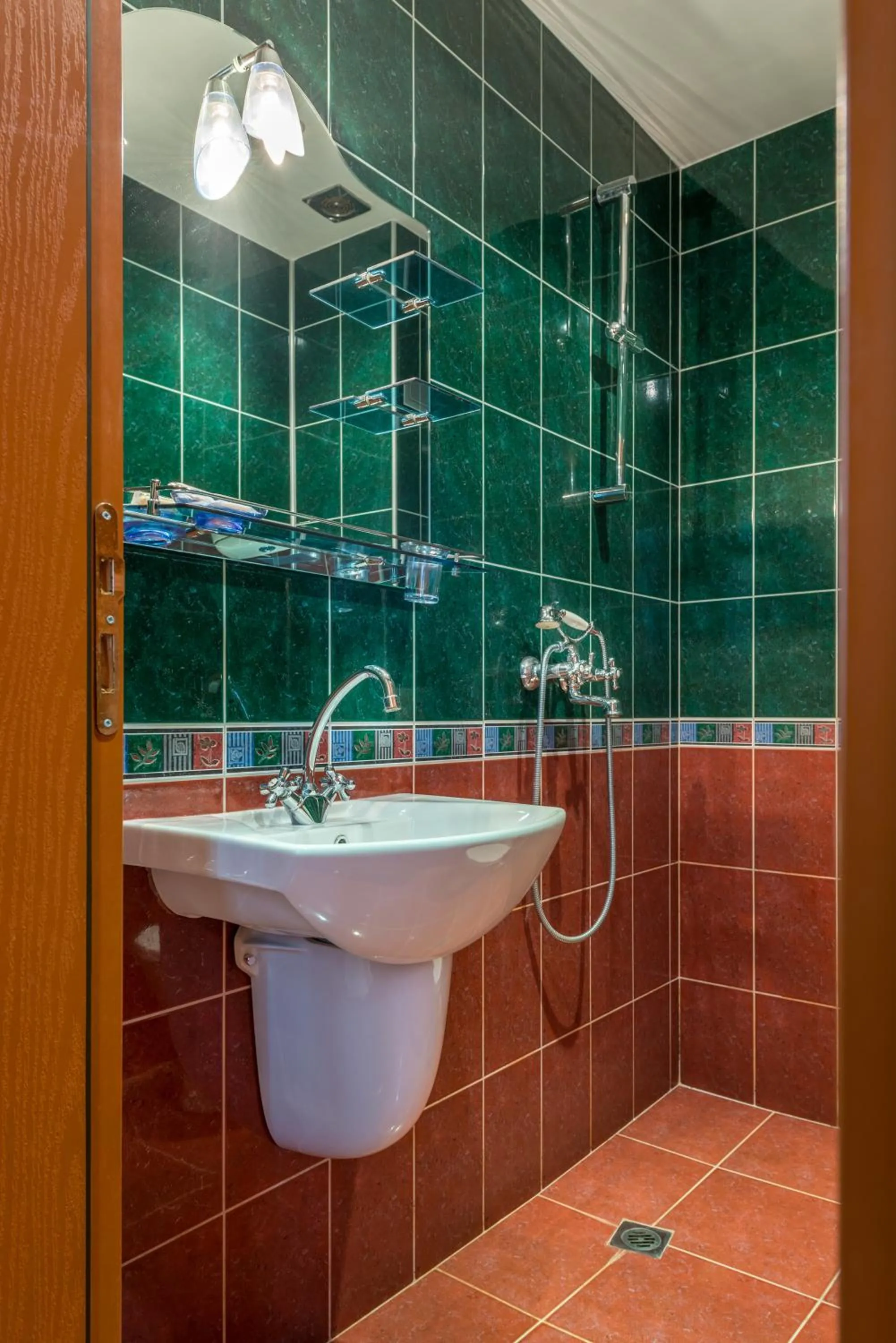 Bathroom in Family Hotel Chiplakoff