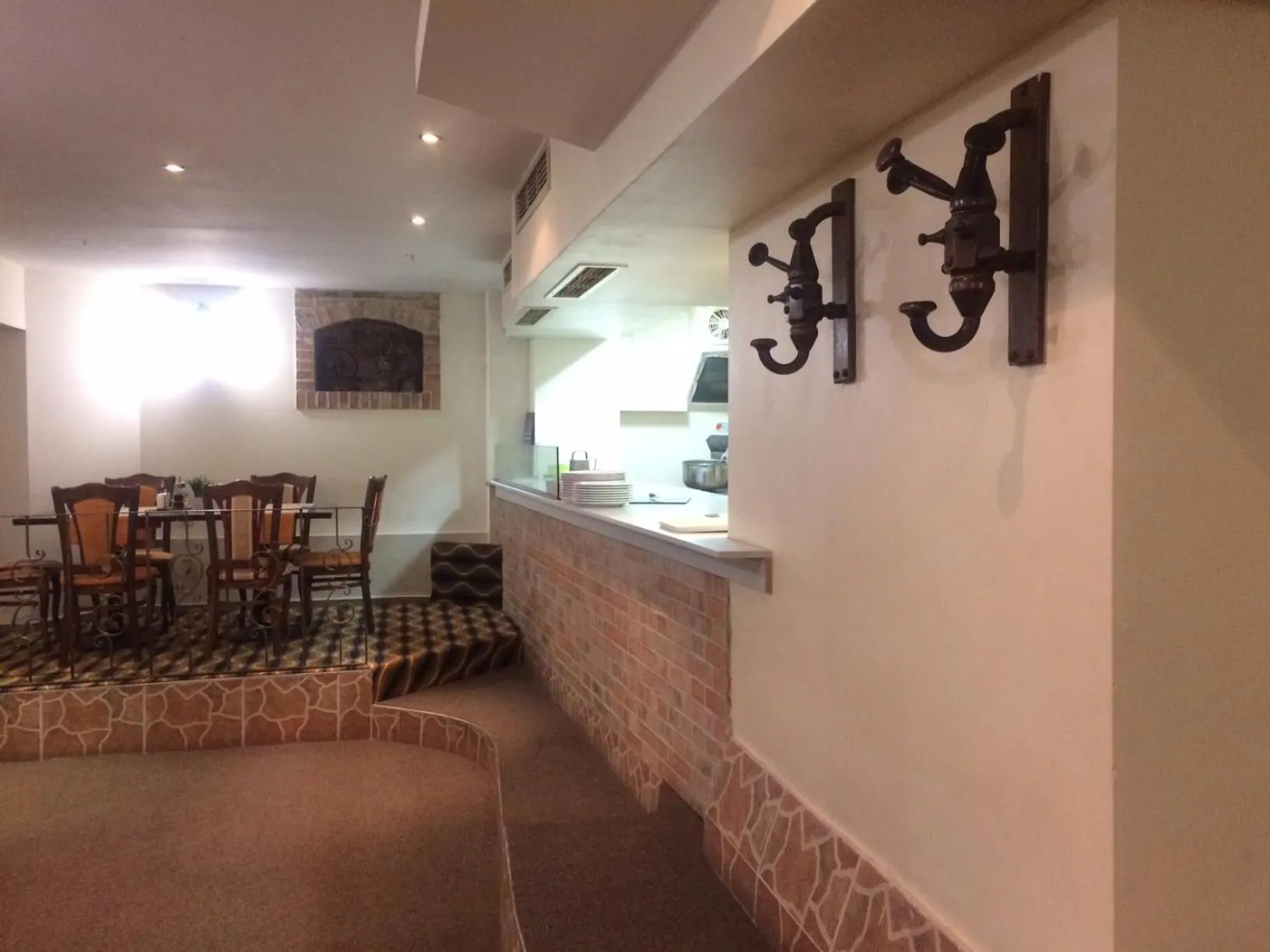 Food and drinks in Family Hotel Chiplakoff