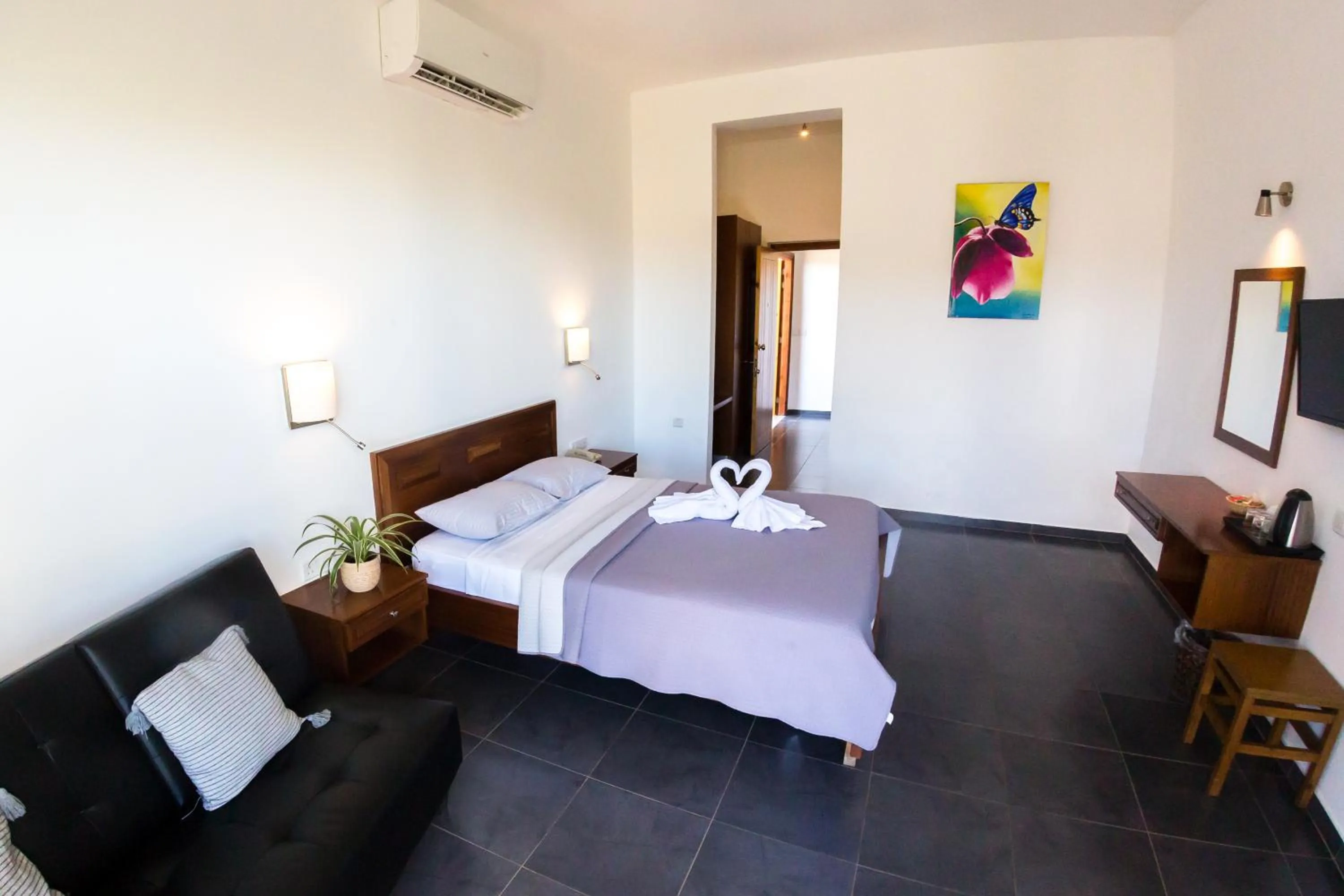 Bed in Demetriou Paradisos Hills Hotel