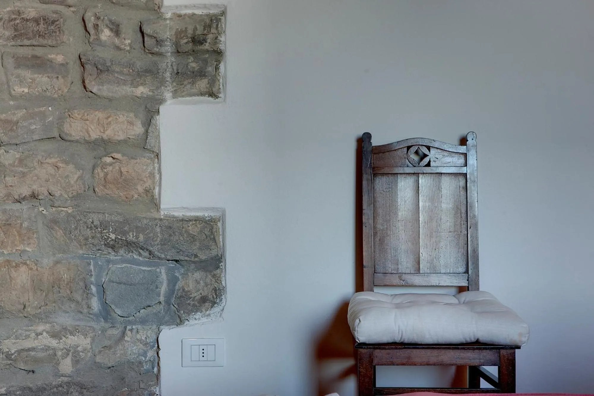 Bedroom in Torre Donati by Mmega