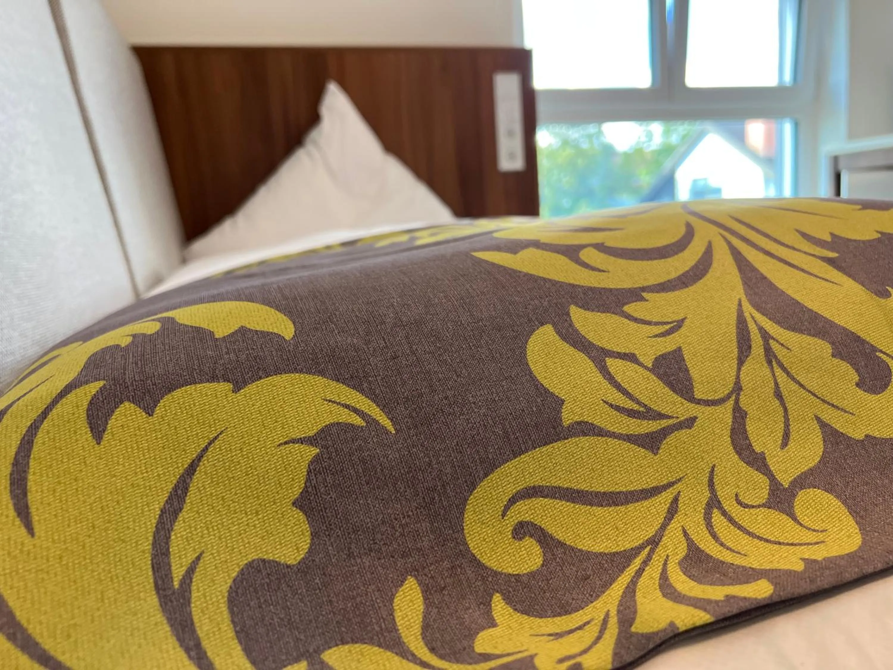 Property building, Bed in Hotel Haunstetter Hof Augsburg