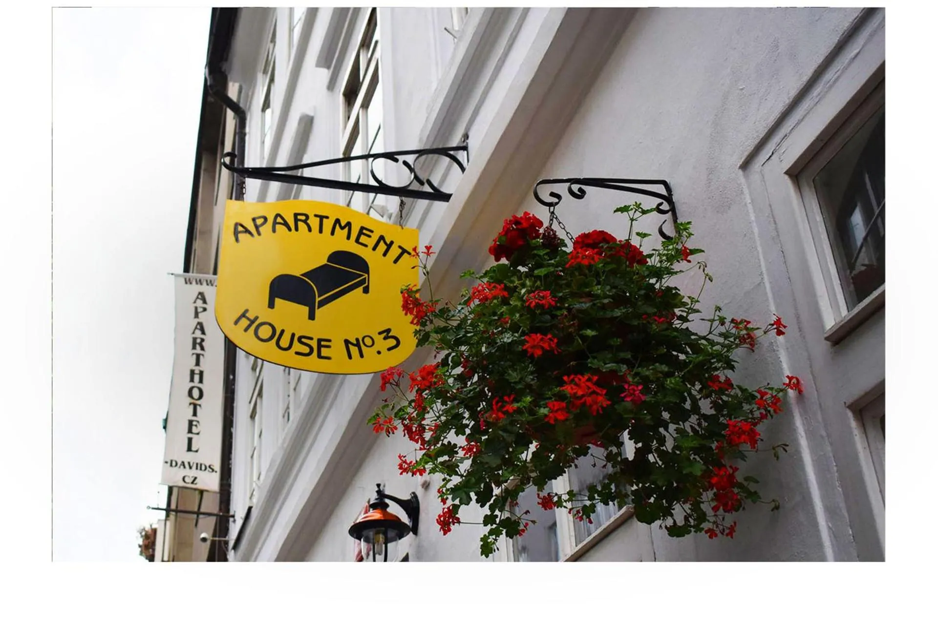 Facade/entrance in Mila Apartments