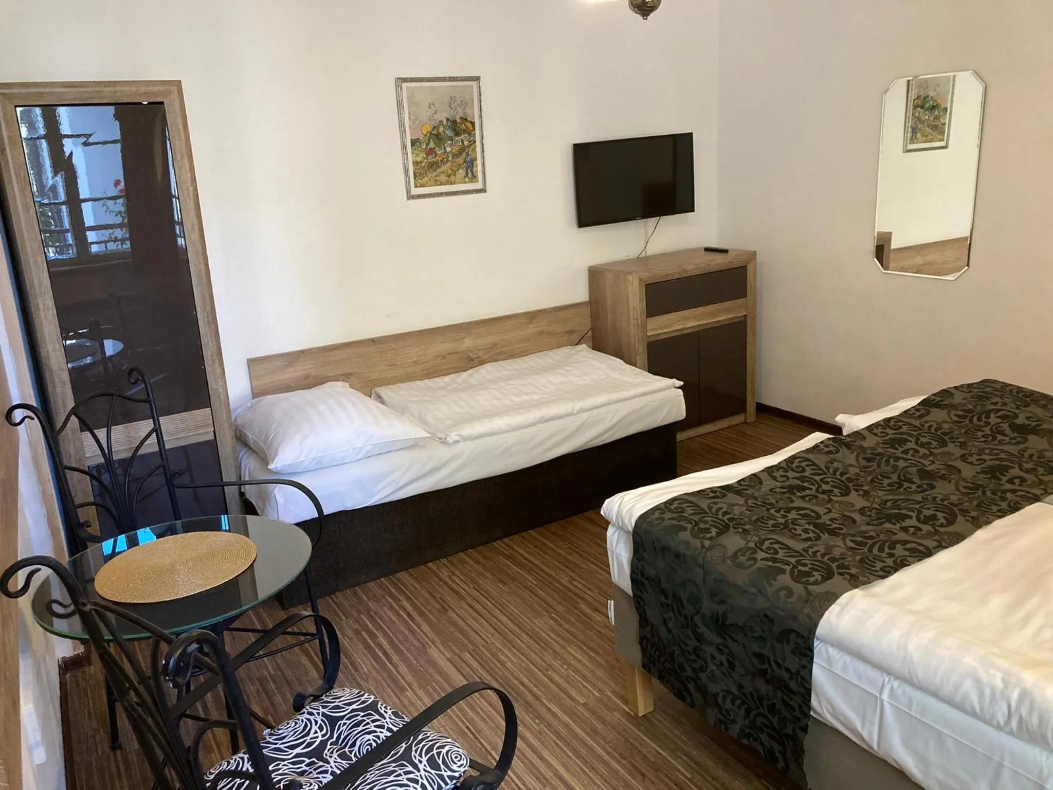 Photo of the whole room, Bed in Mila Apartments