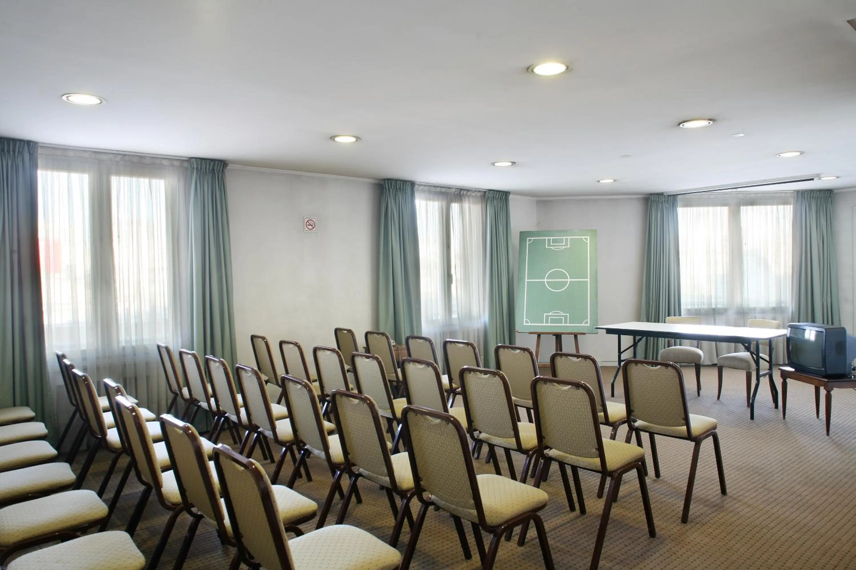 Meeting/conference room in Constitución Palace Hotel