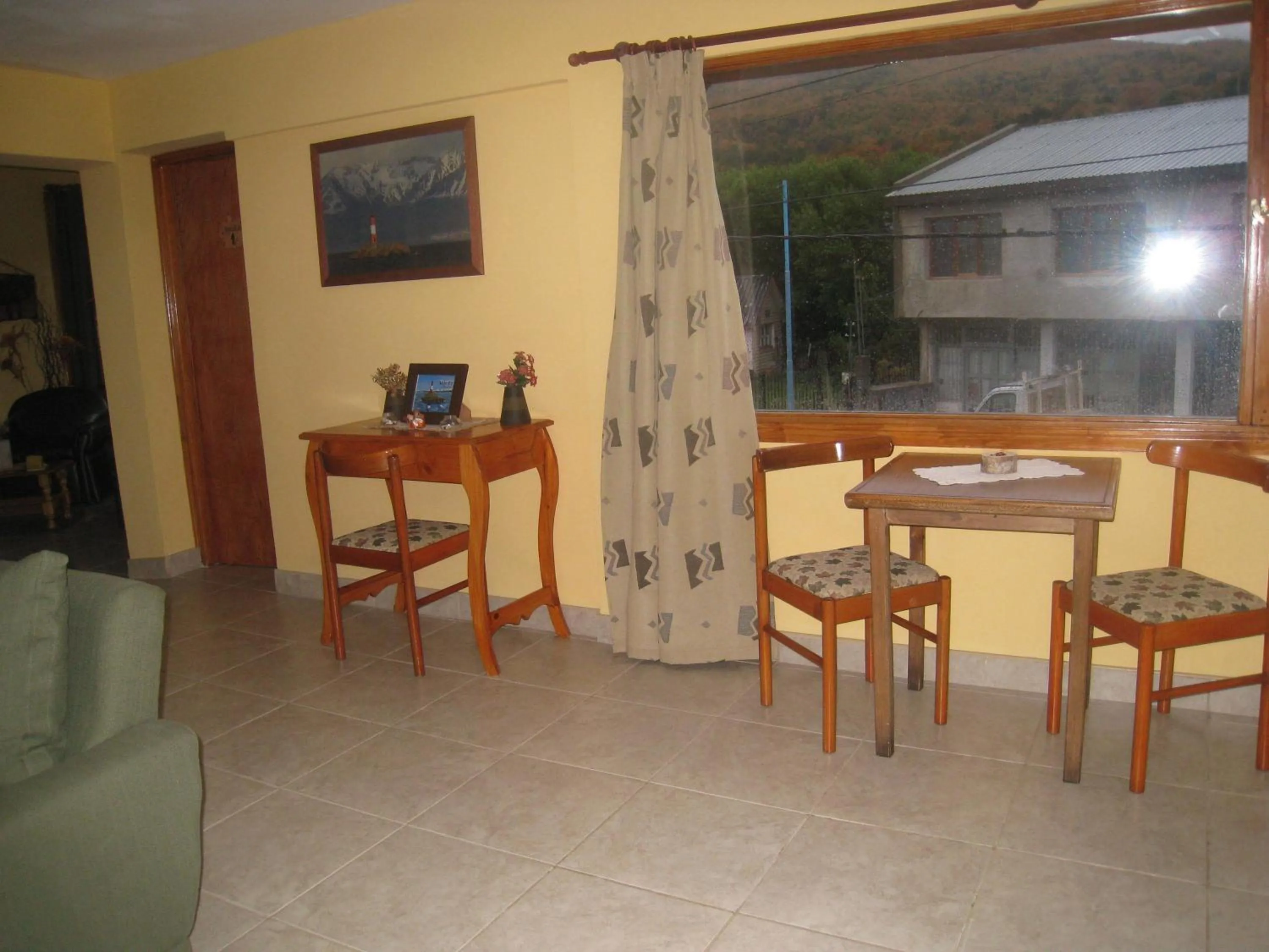 Dining area in Hosteria Les Eclaireurs