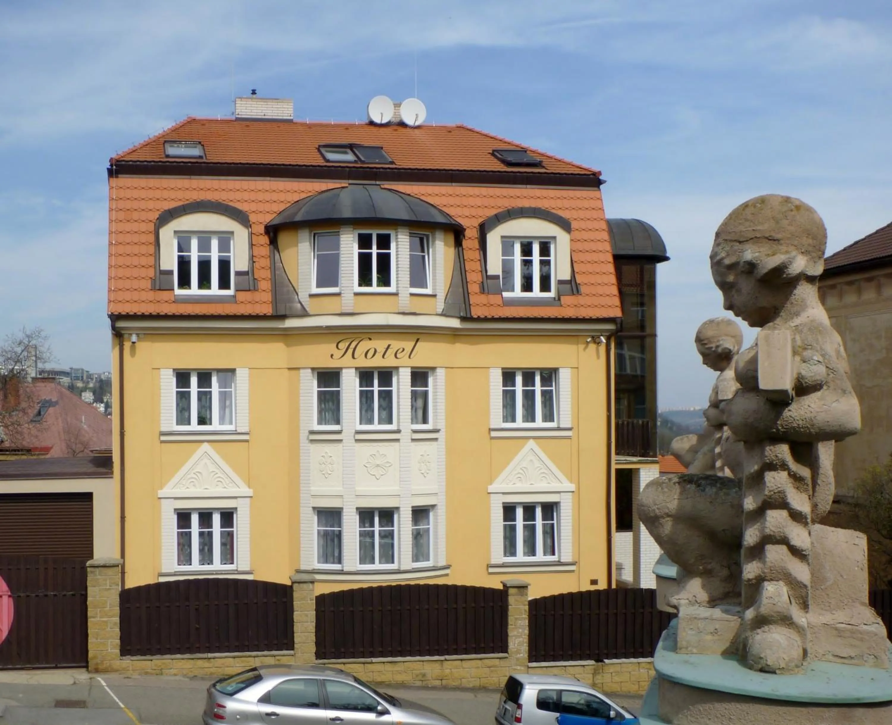 Facade/entrance in Hotel Garni Rambousek