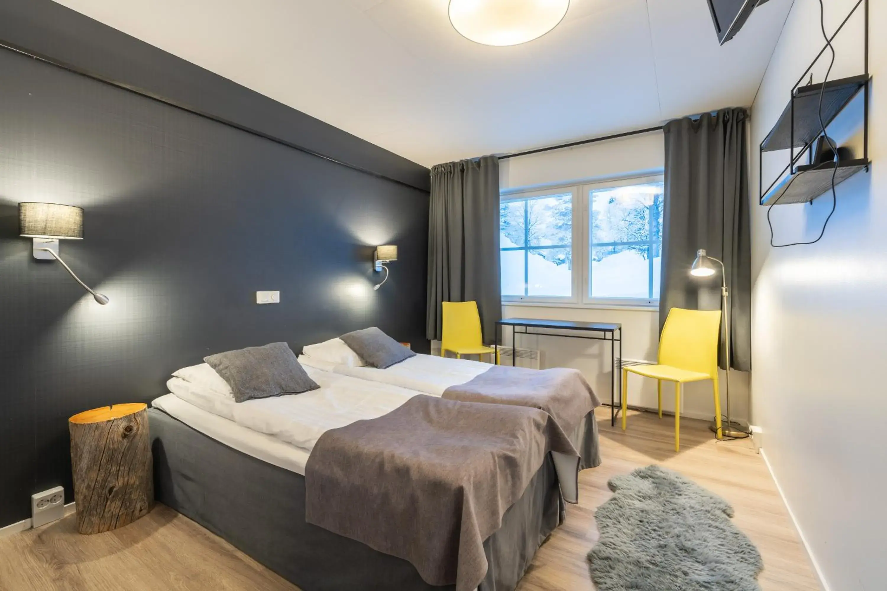 Standard Twin Room with Shared Bathroom in Kuukkeli Saariselkä Inn Standard Twin Room with Shared Bathroom in Kuukkeli Saariselkä Inn