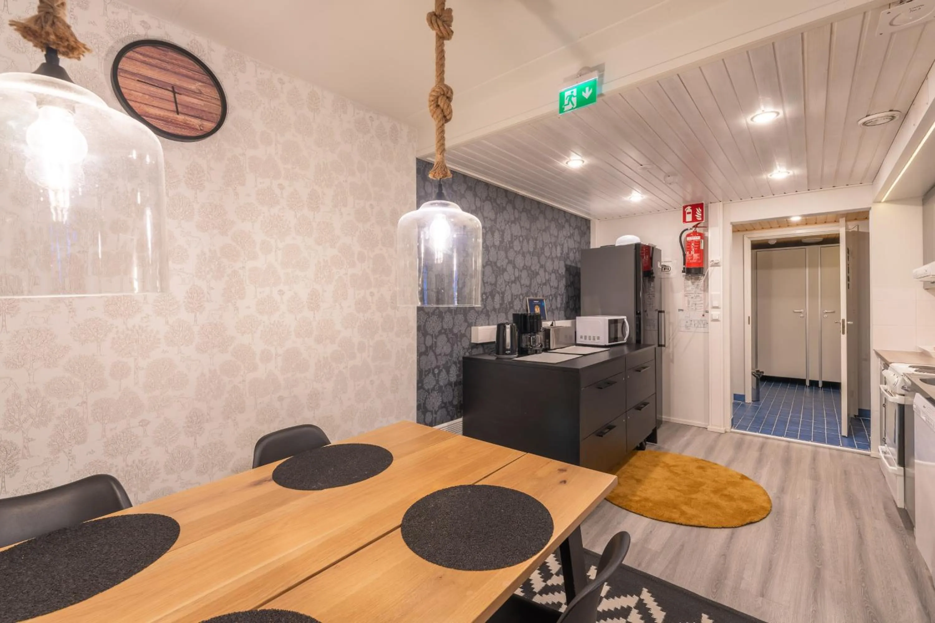 Kitchen or kitchenette in Kuukkeli Saariselkä Inn