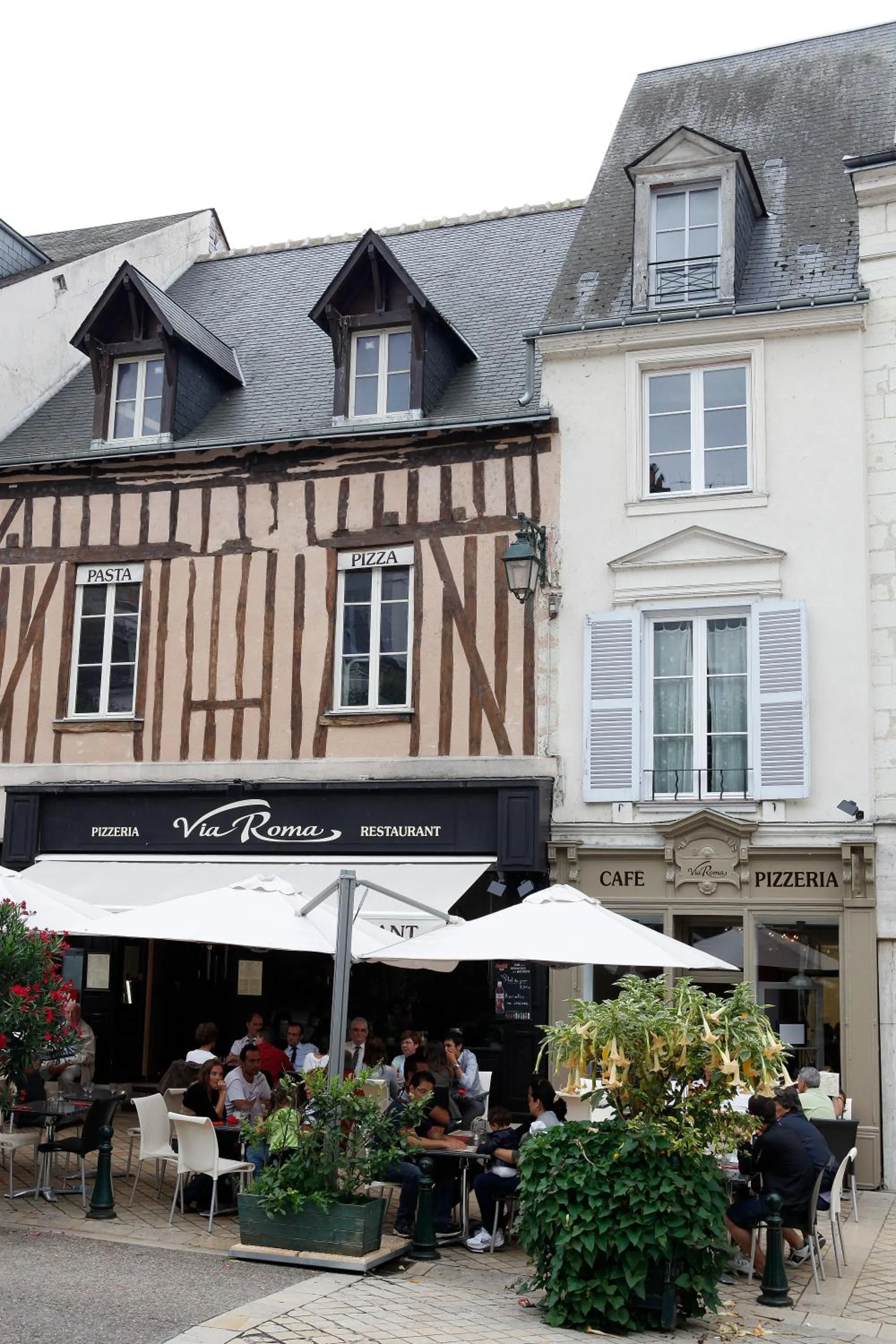 Restaurant/places to eat in Villa Roma B&B