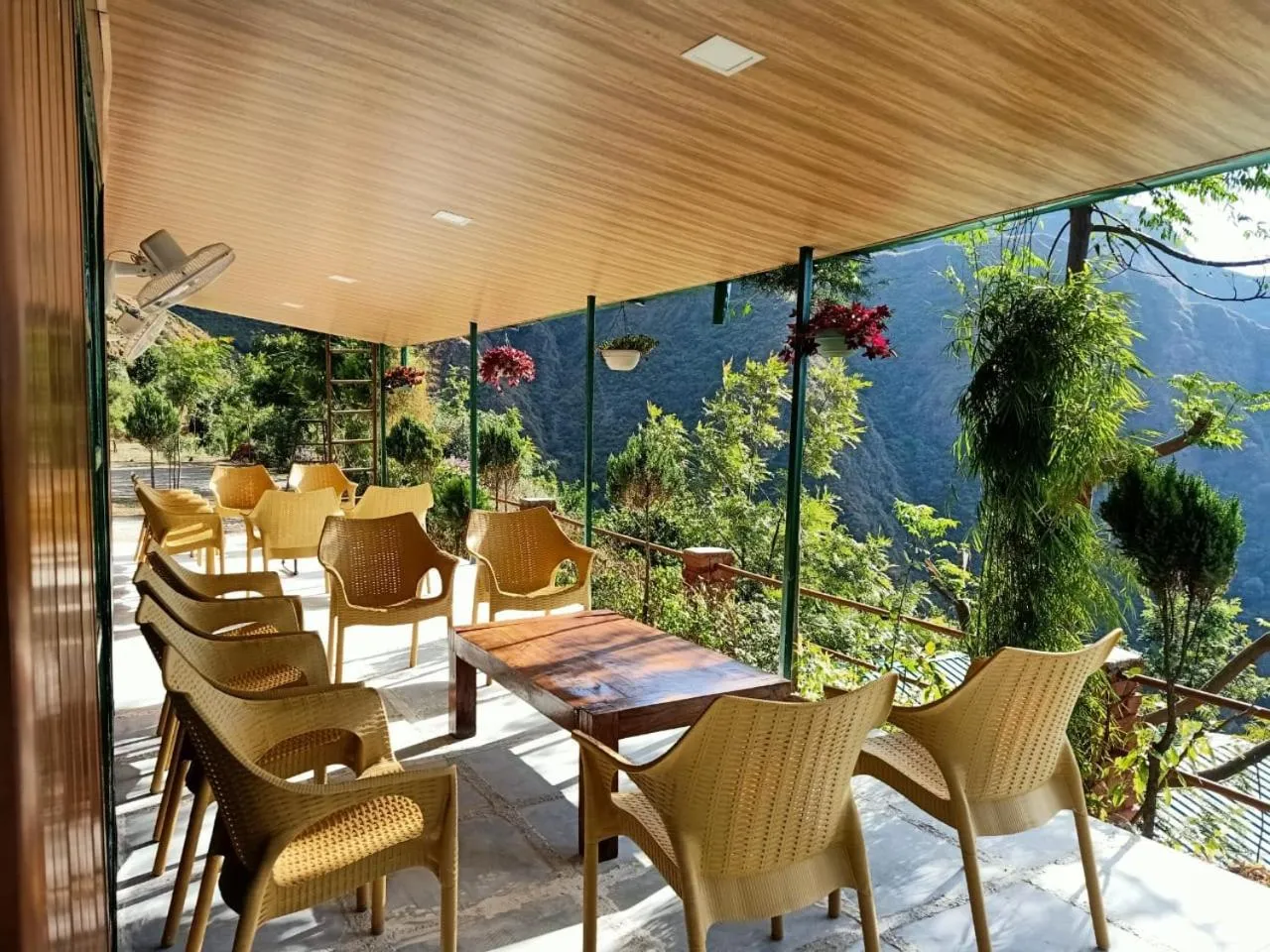 Restaurant/places to eat in Room on the Roof, Viraatkhai-Chakrata, By Himalayan Eco Lodges