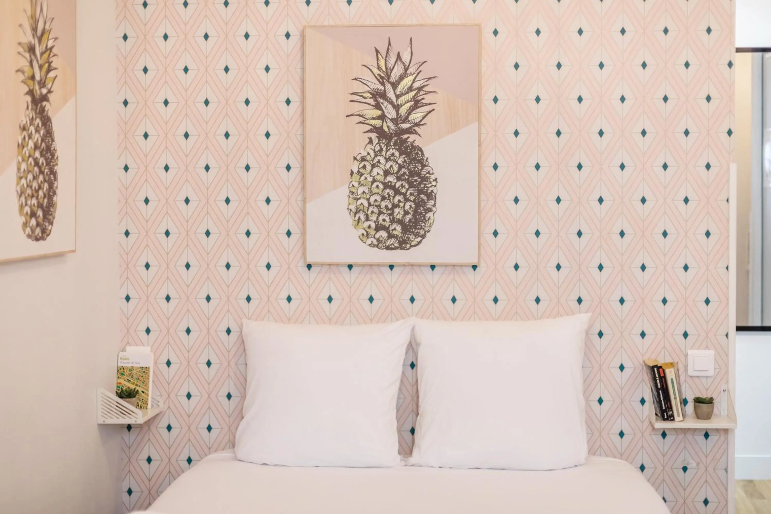 Bed in WS Opéra - Galeries Lafayette