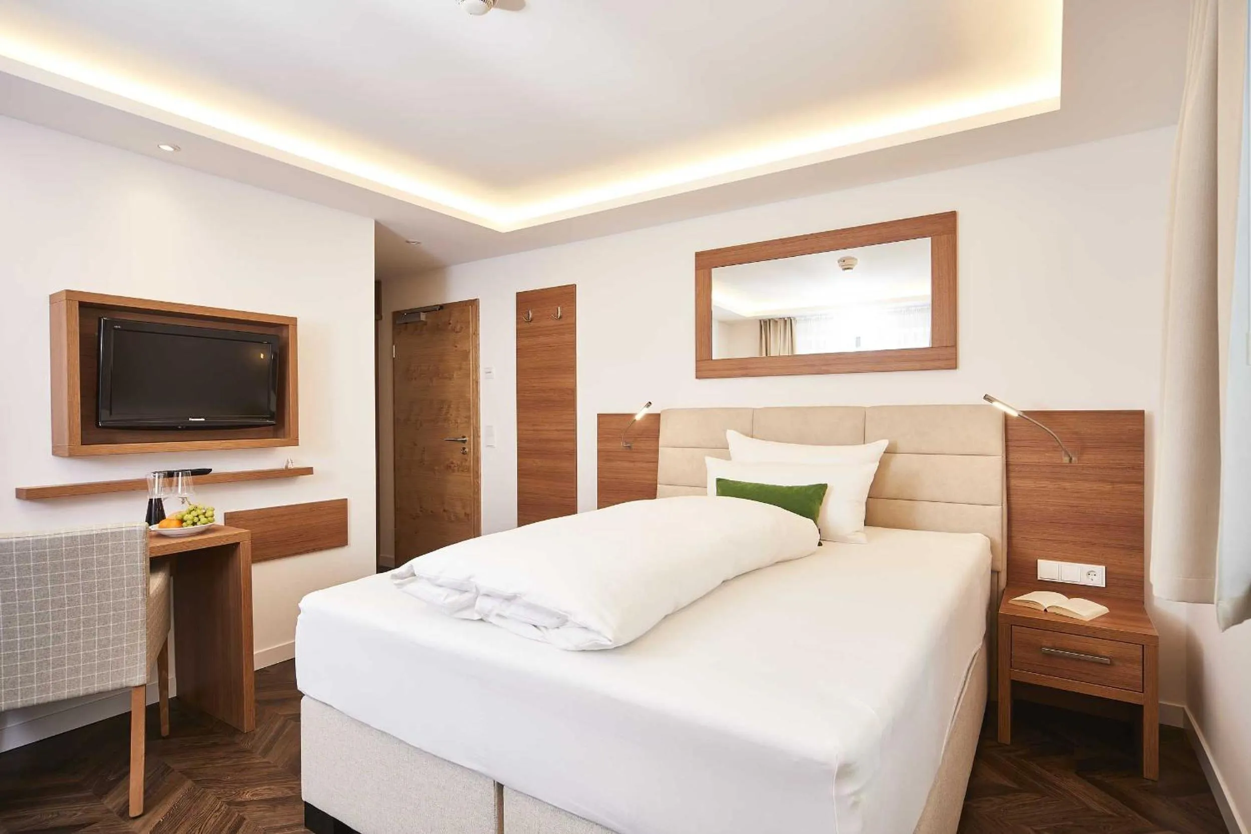 Photo of the whole room, Bed in Hotel Rosenstock - Erwachsenenhotel - Adults only 15 plus