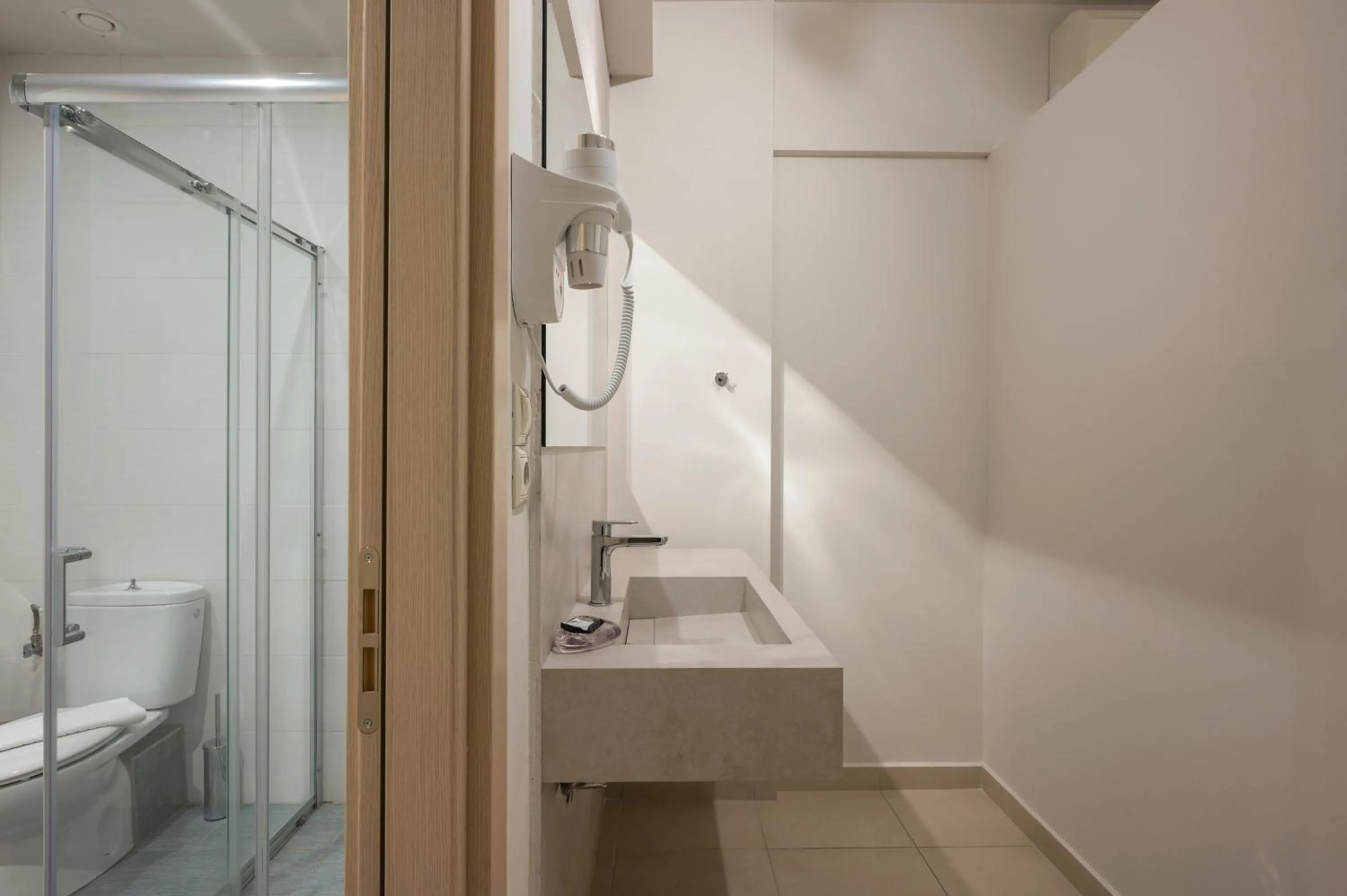 Trianon Luxury Apartments & Suites