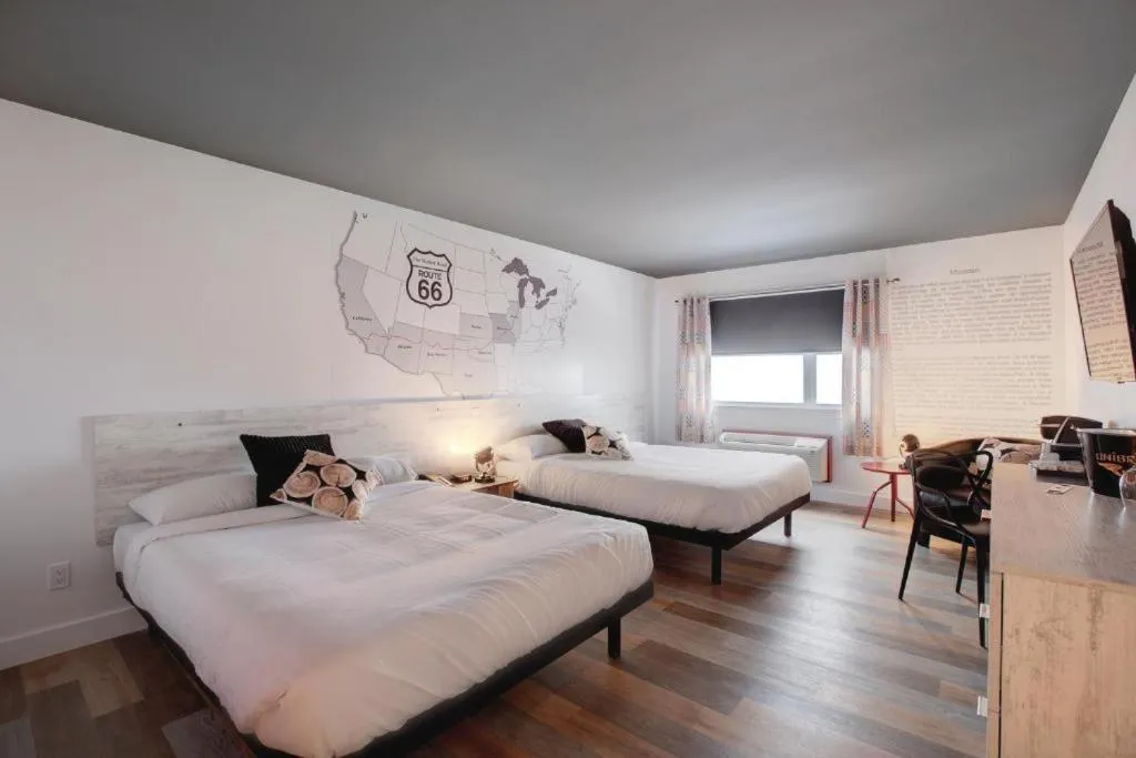 Bed in Hotel Historique et Manoir Route 66