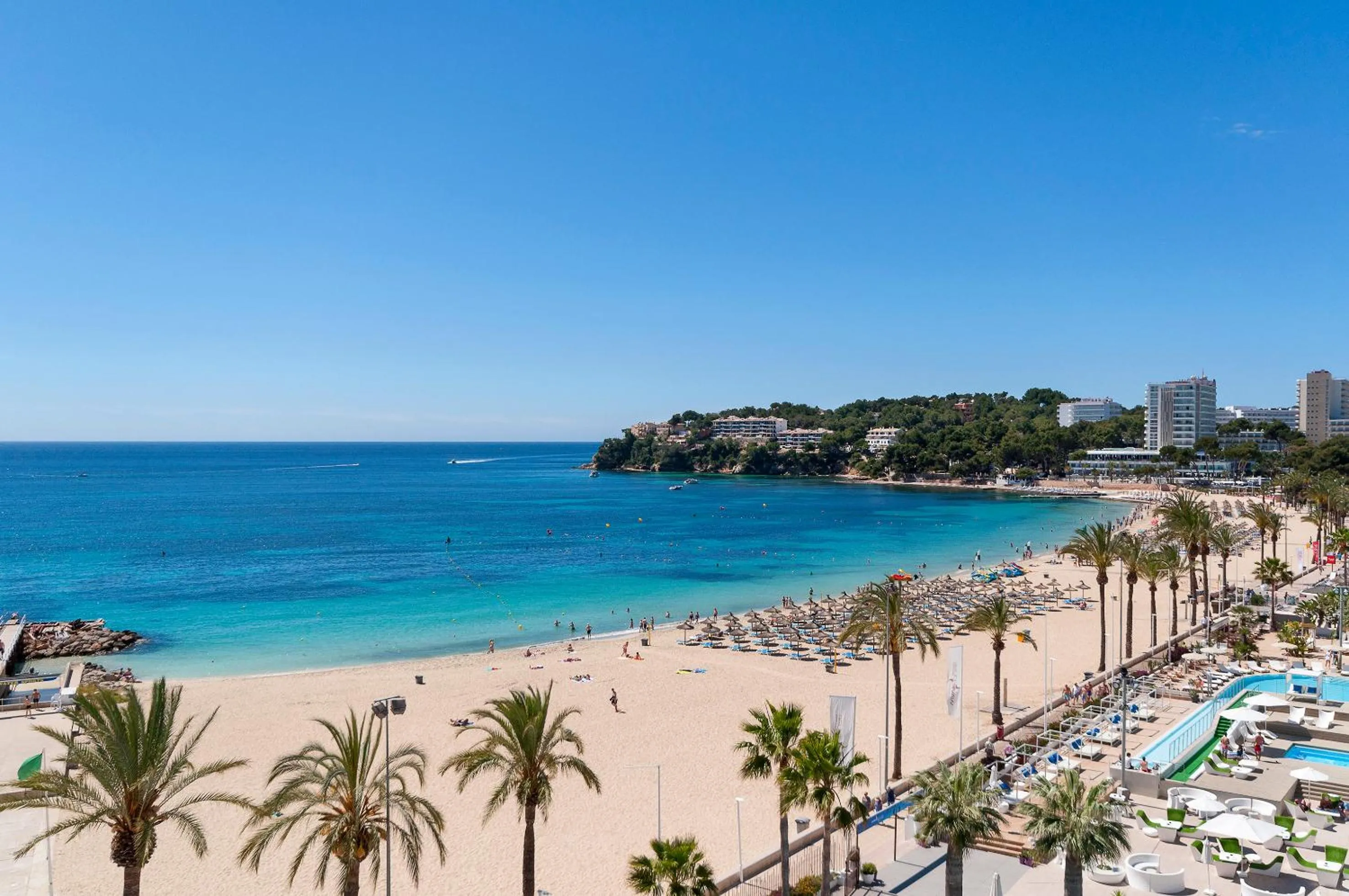 Beach in INNSiDE by Meliá Calviá Beach