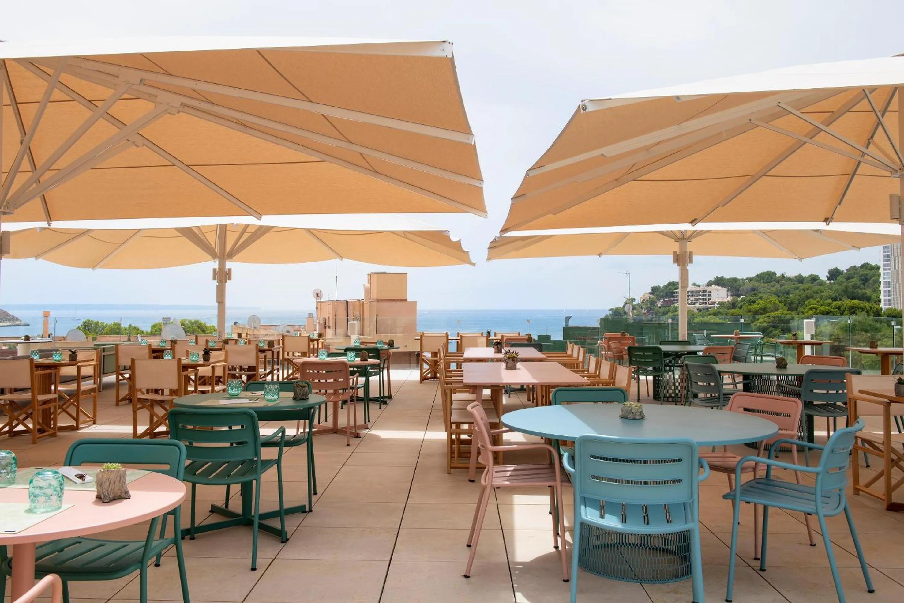 Restaurant/places to eat in INNSiDE by Meliá Calviá Beach