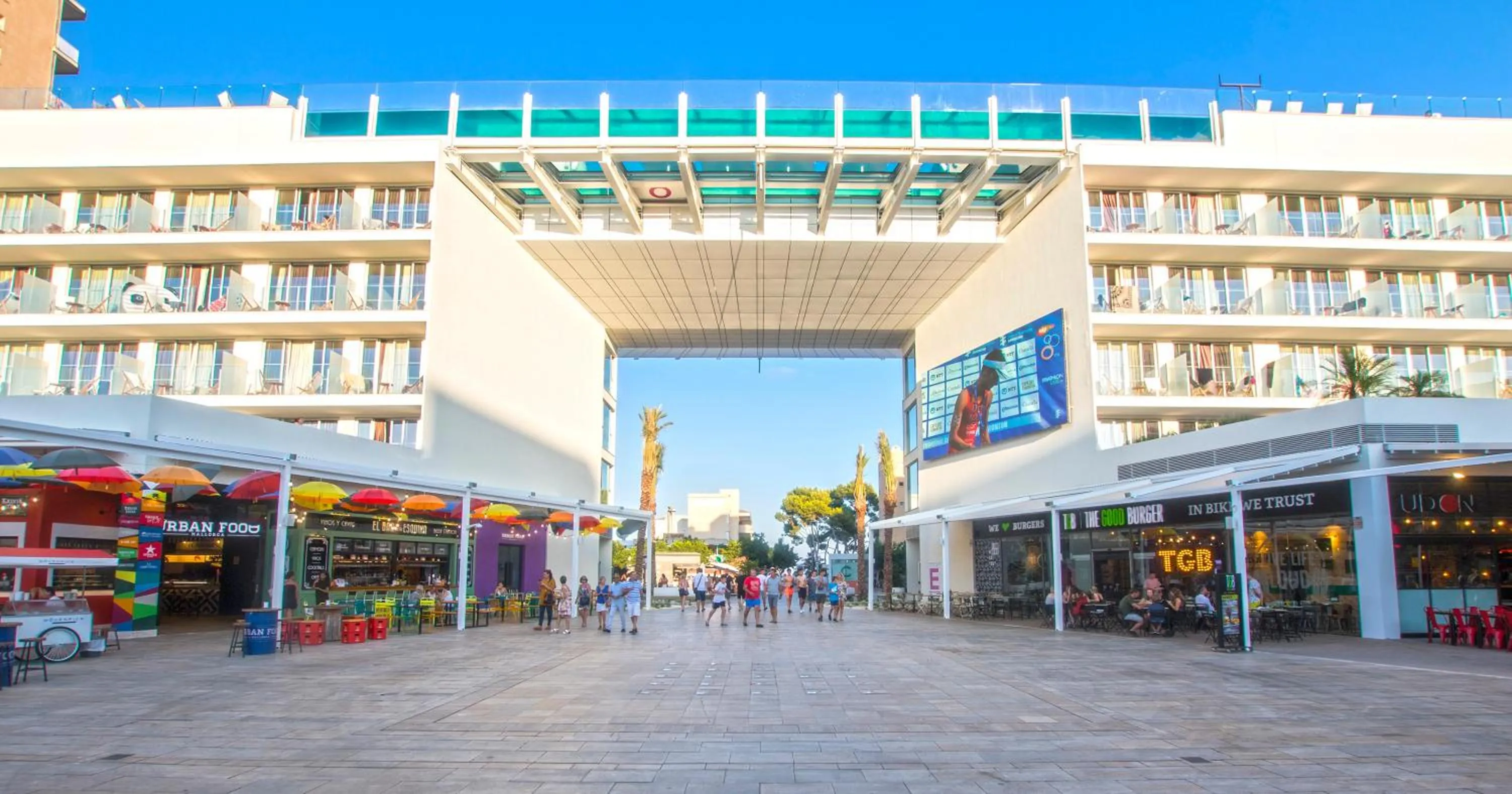 Restaurant/places to eat in INNSiDE by Meliá Calviá Beach