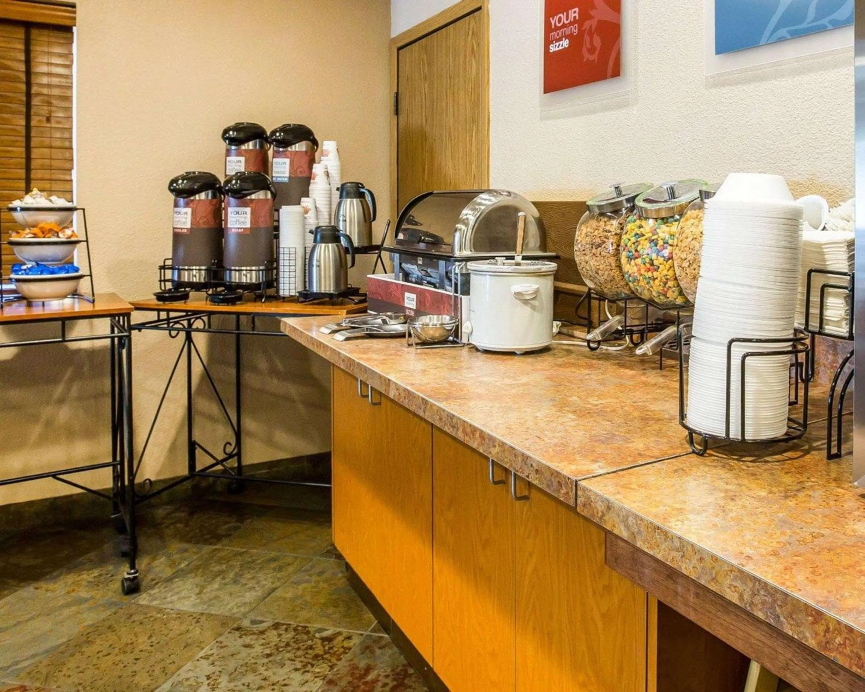 Restaurant/places to eat in Quality Inn Lone Pine near Mount Whitney