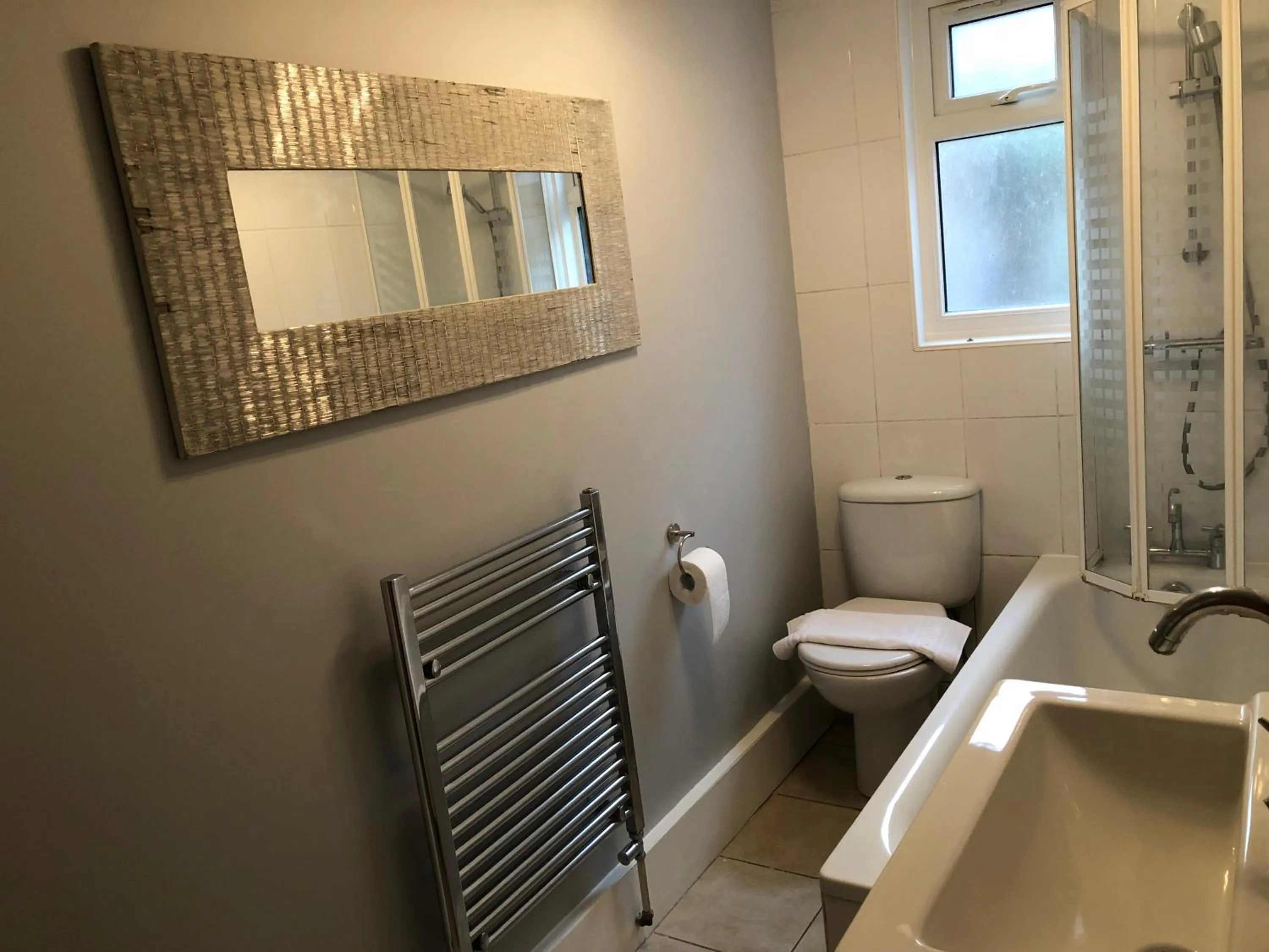 Bathroom in Marble Apartments Tooting Broadway