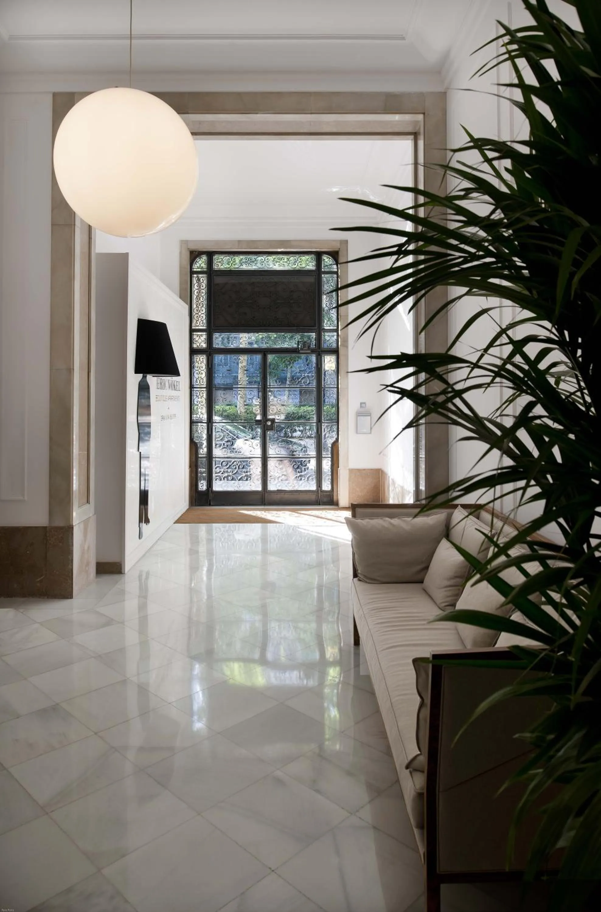 Lobby or reception in Eric Vökel Boutique Apartments - Gran Vía Suites