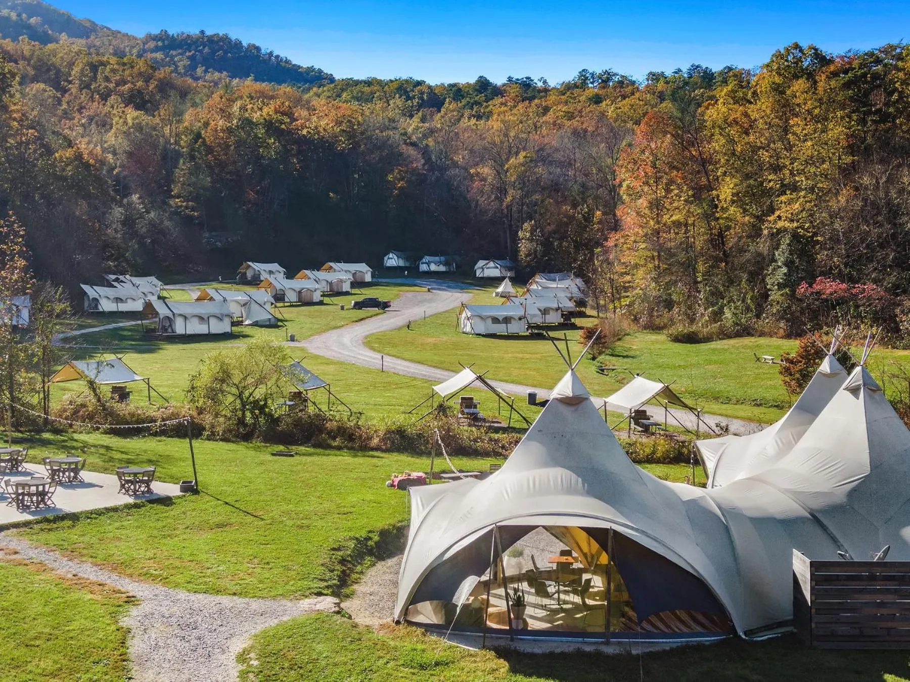 Property building in Under Canvas Great Smoky Mountains