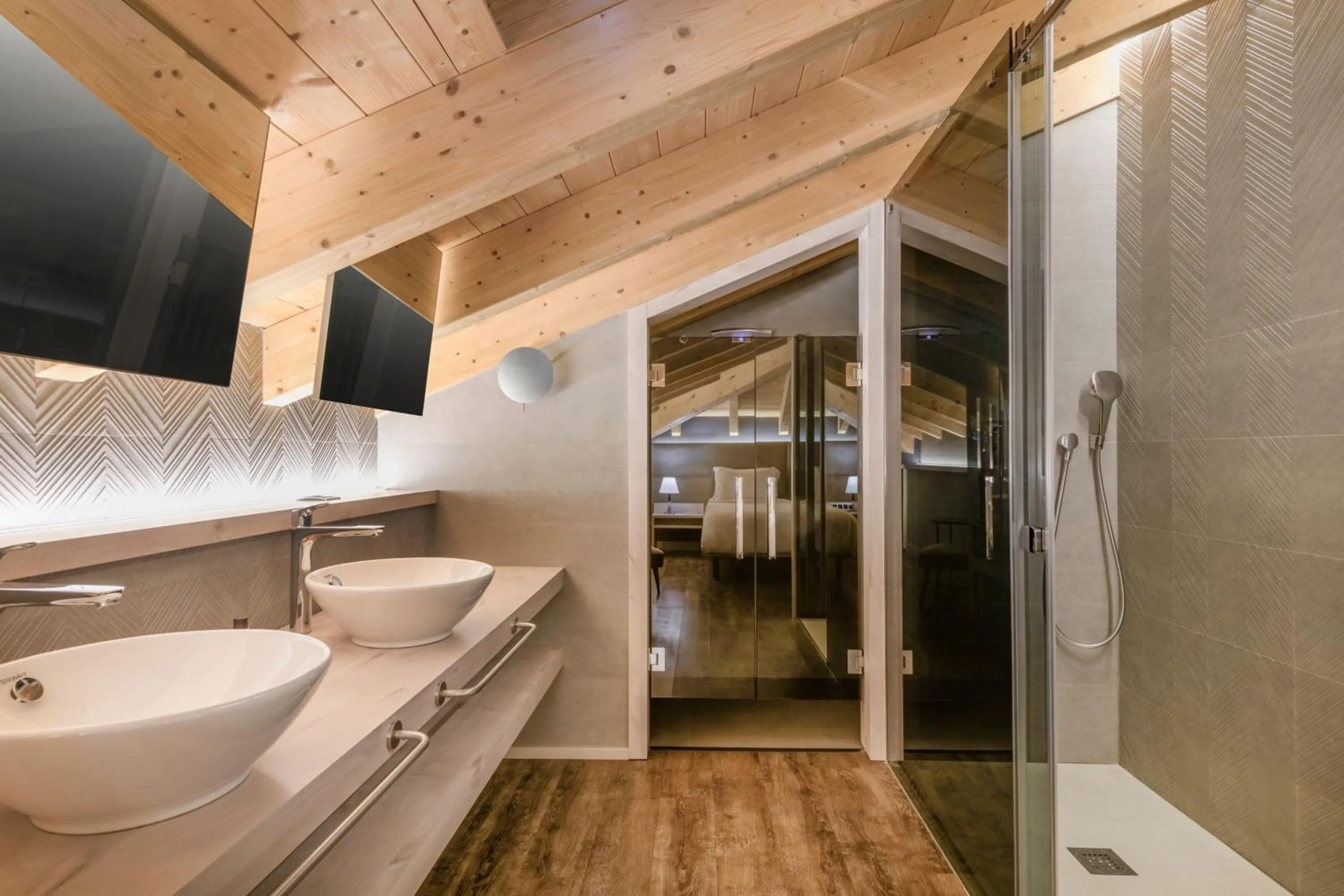 Bathroom in Palacio Tondón, La Rioja Brinas, Autograph Collection