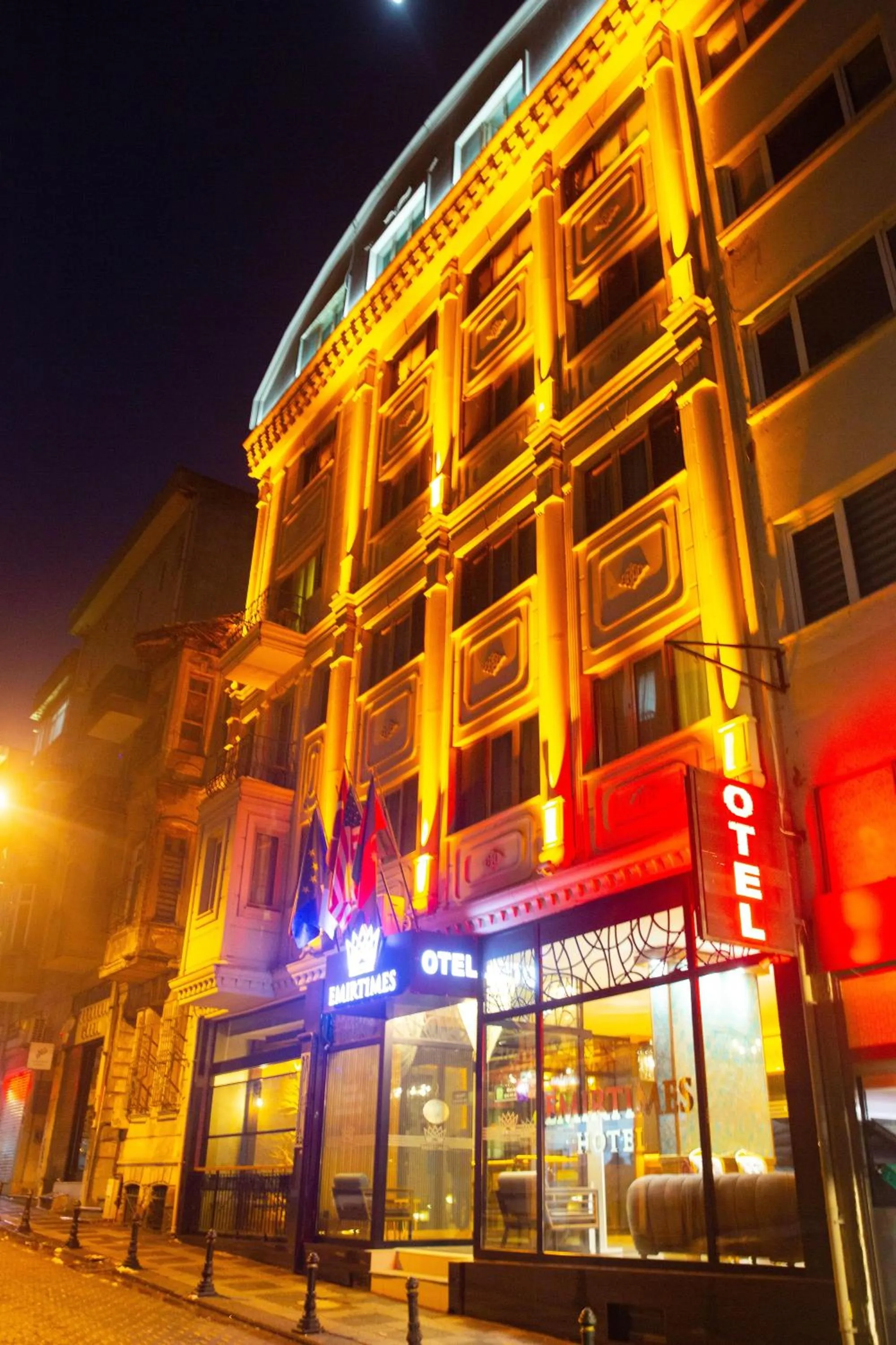 Property building in Emirtimes Hotel Kadıköy