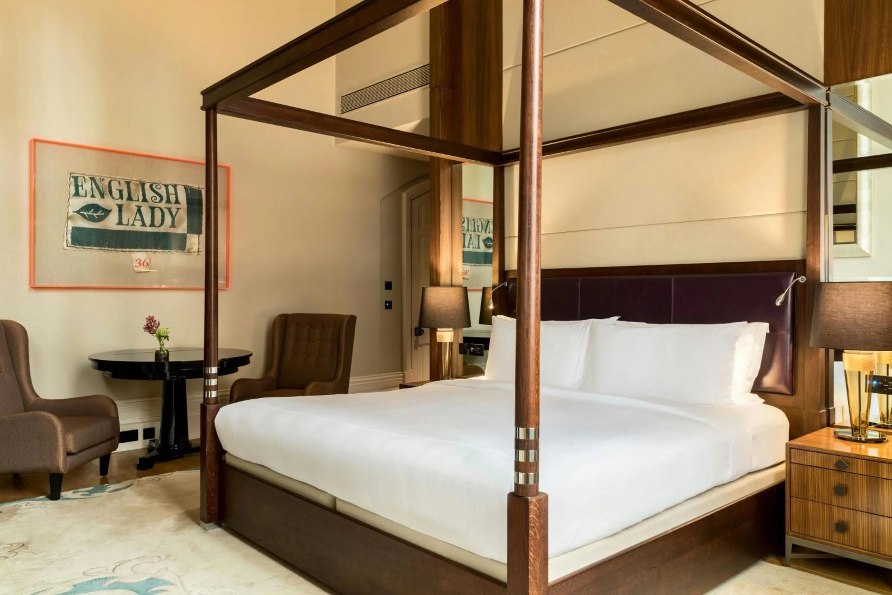 Bedroom, Bed in St Pancras London, Autograph Collection