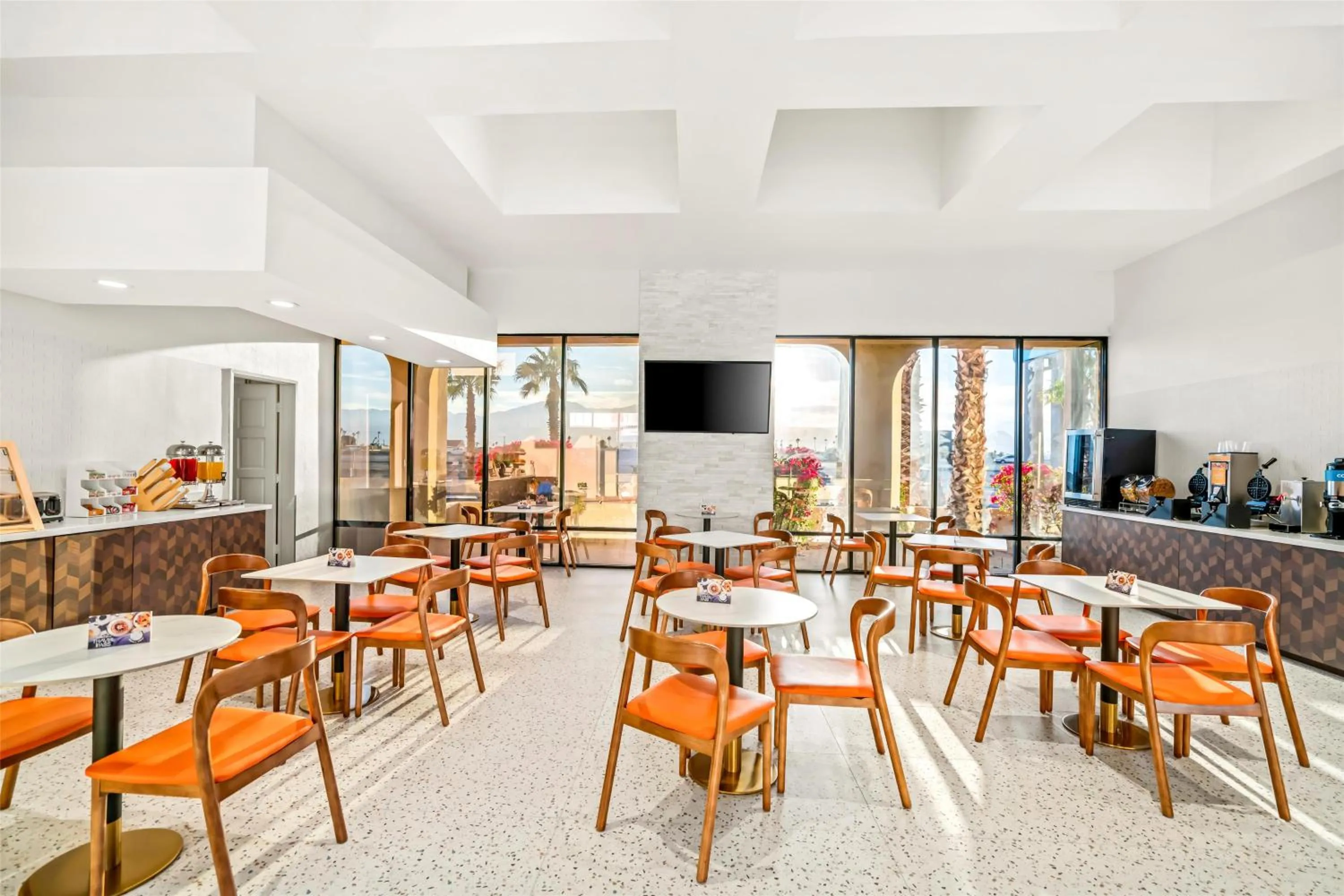 Restaurant/places to eat in Signature Indio I-10 Coachella Valley by Sonesta