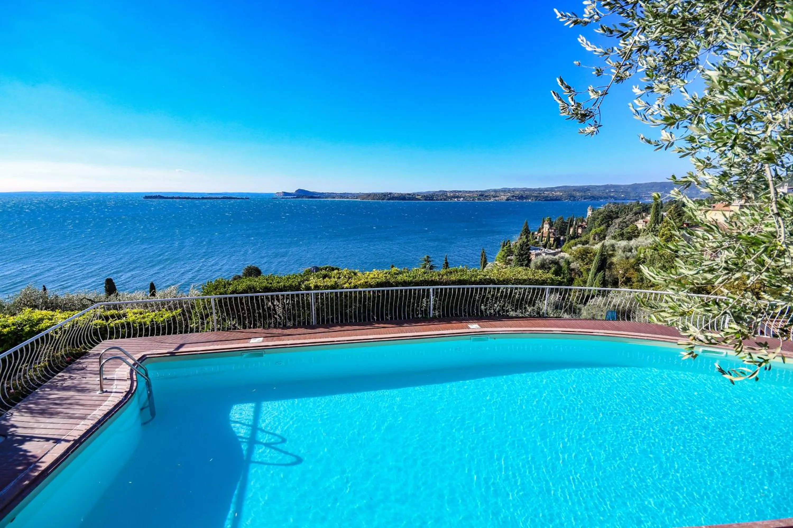 Property building in La Villa Fasano