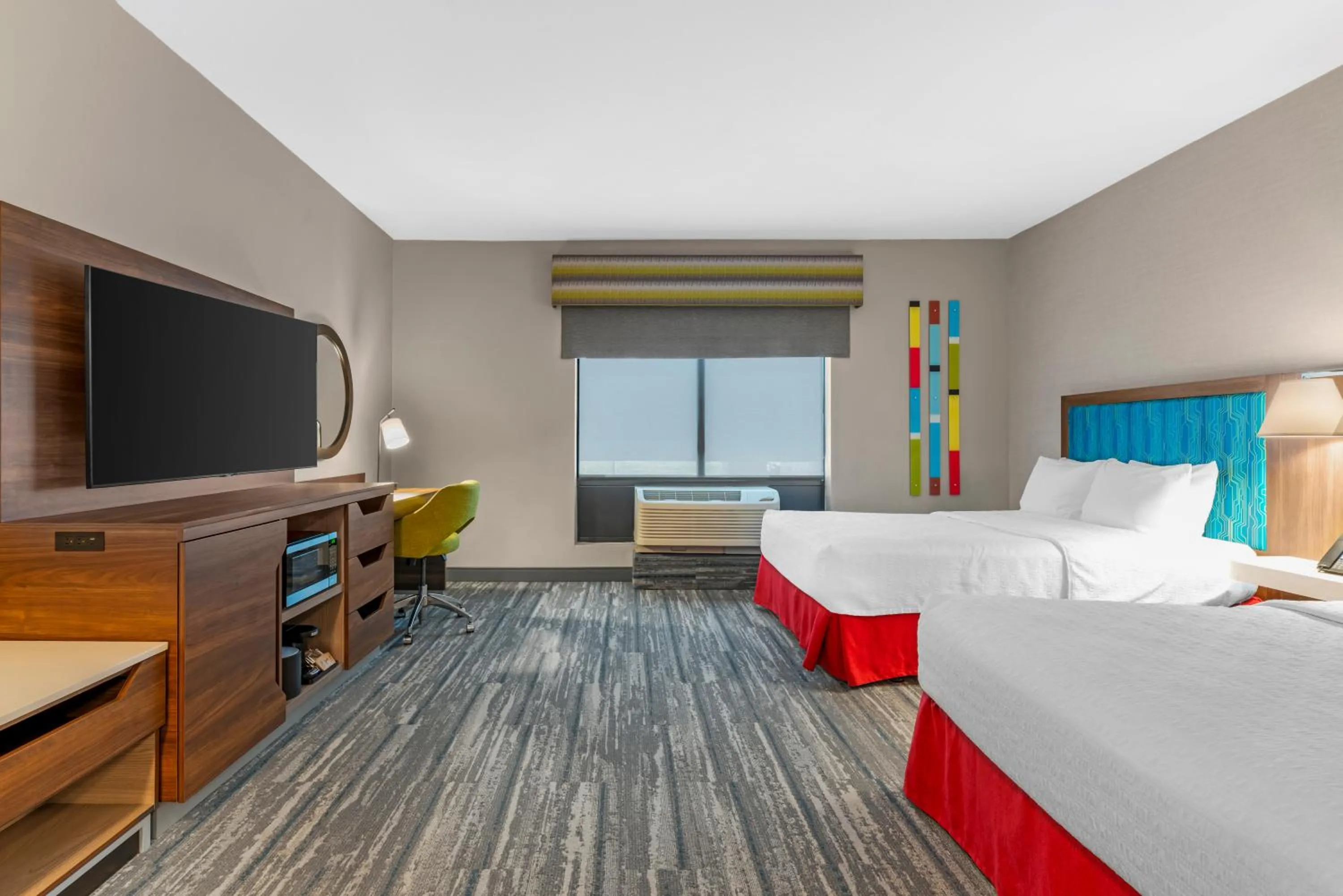 Bed in Hampton Inn Junction City