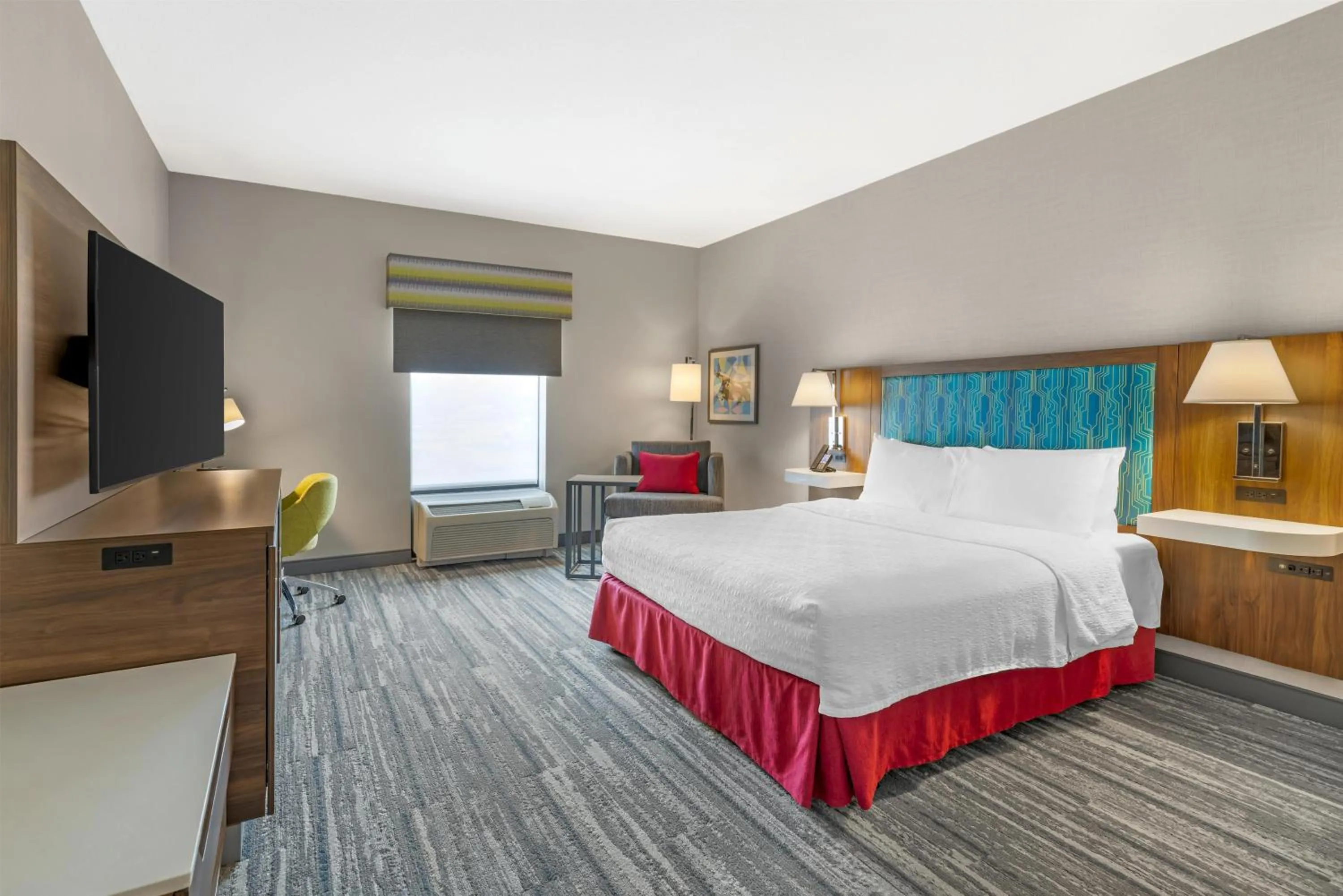 Bed in Hampton Inn Junction City