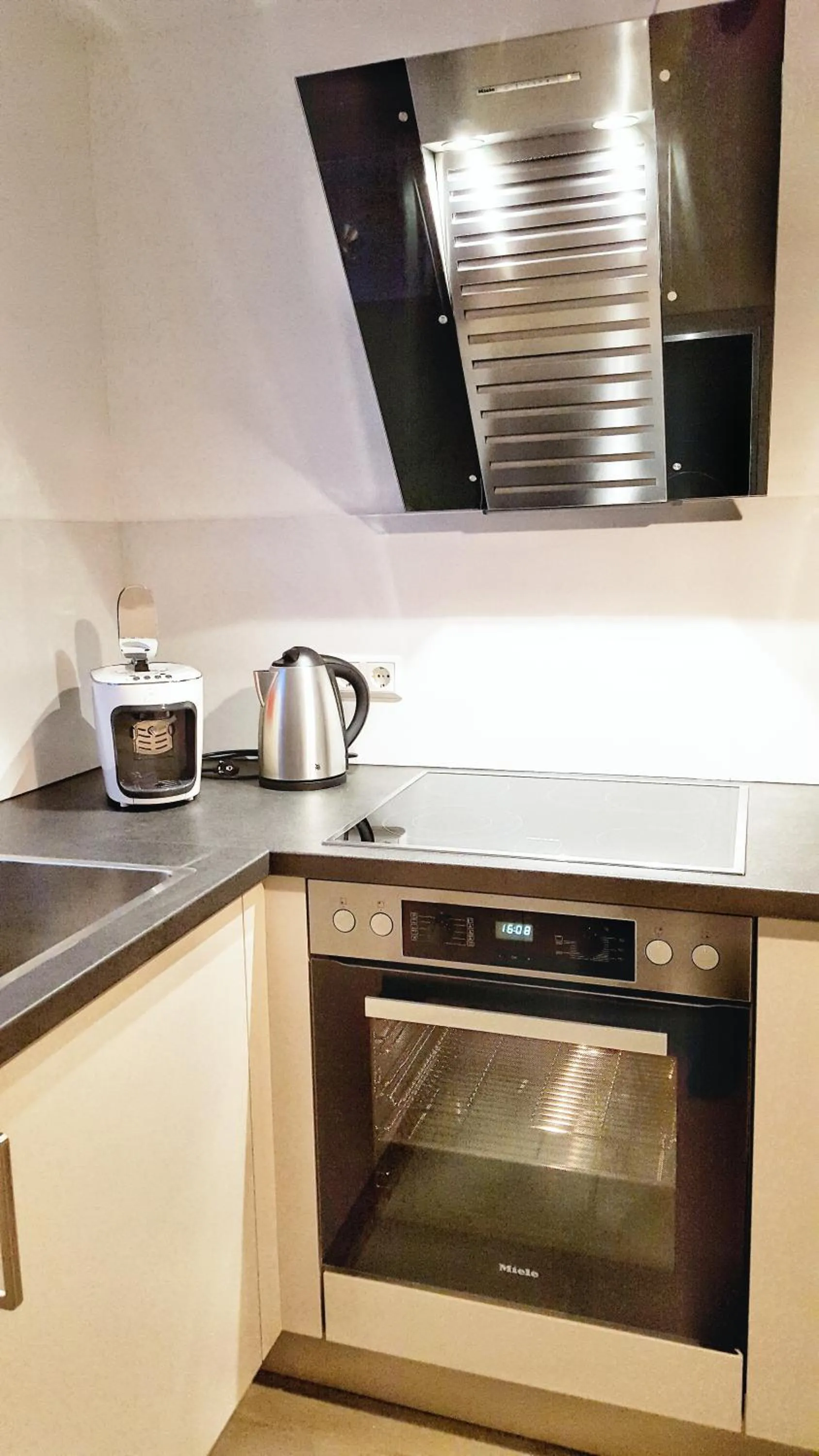 Kitchen or kitchenette in Bremen Apartments Nath Schnoor