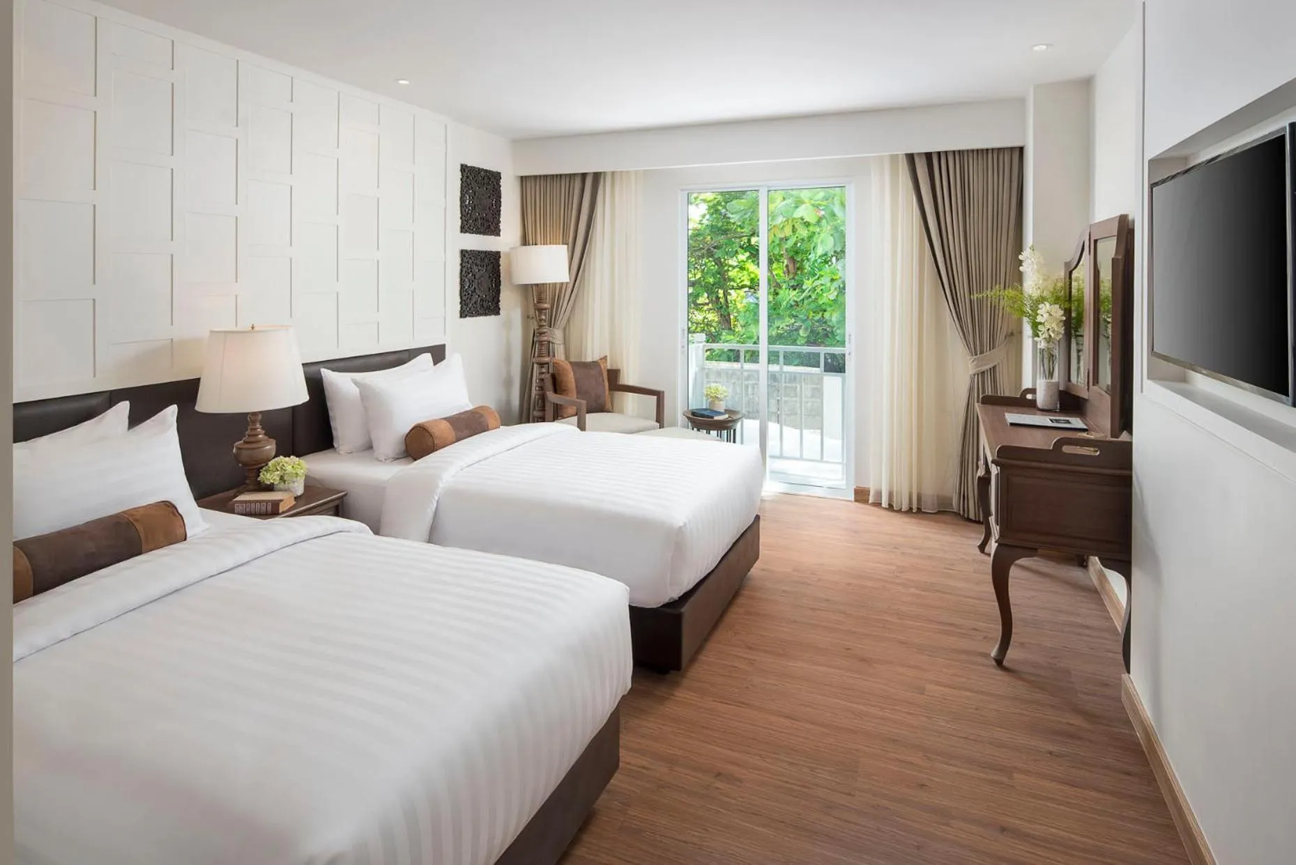 Photo of the whole room, Bed in Casa Vimaya Riverside