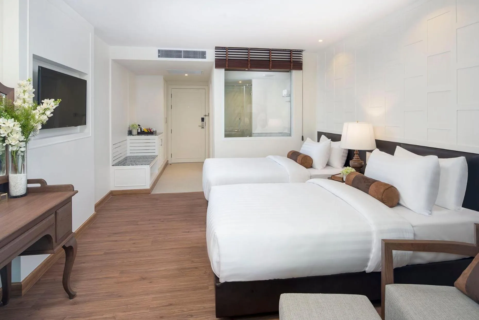 Photo of the whole room, Bed in Casa Vimaya Riverside