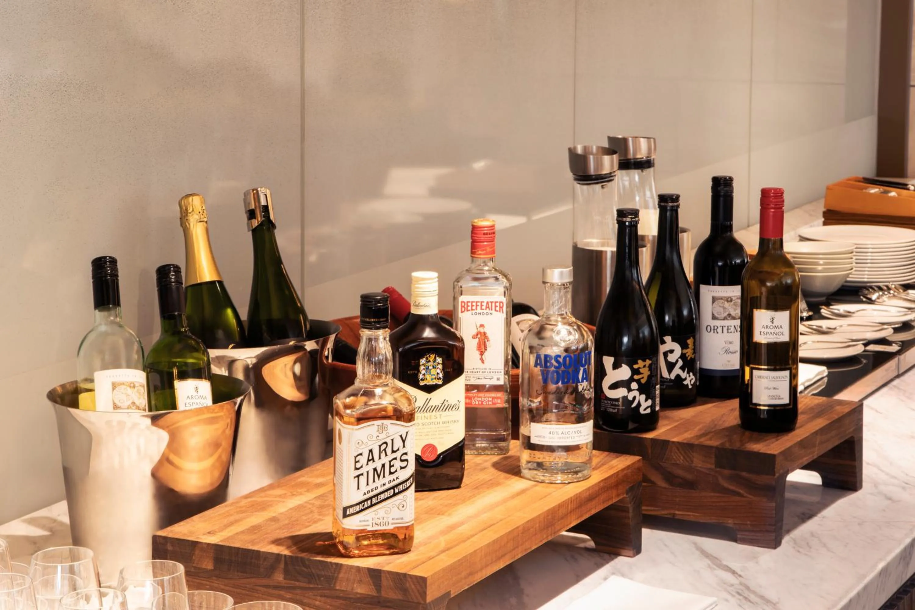 Lounge or bar in DoubleTree by Hilton Kyoto Station