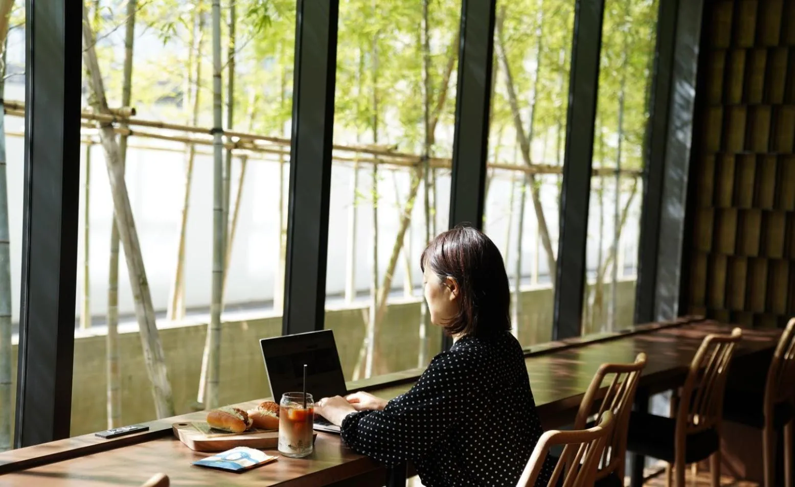 Lounge or bar in DoubleTree by Hilton Kyoto Station