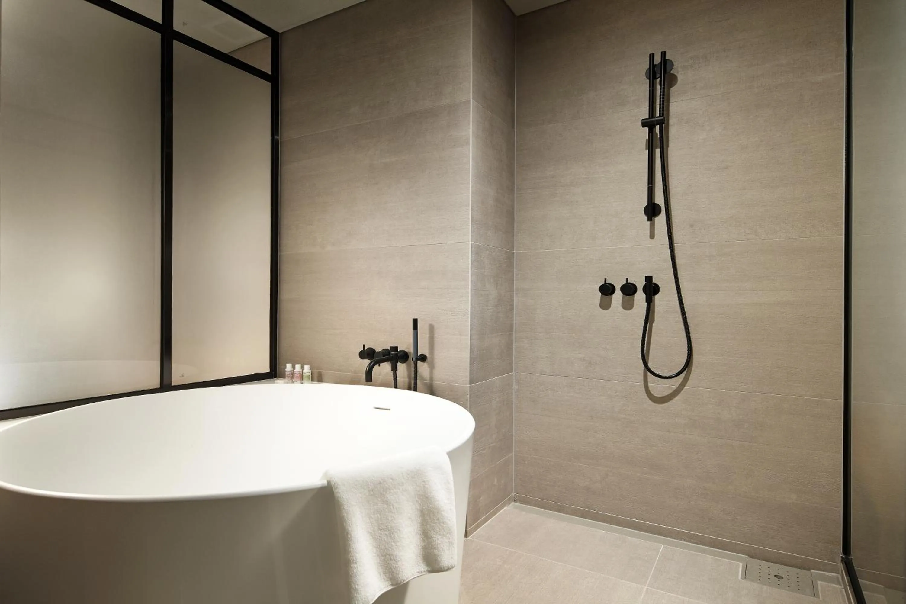 Bathroom in L7 Hongdae