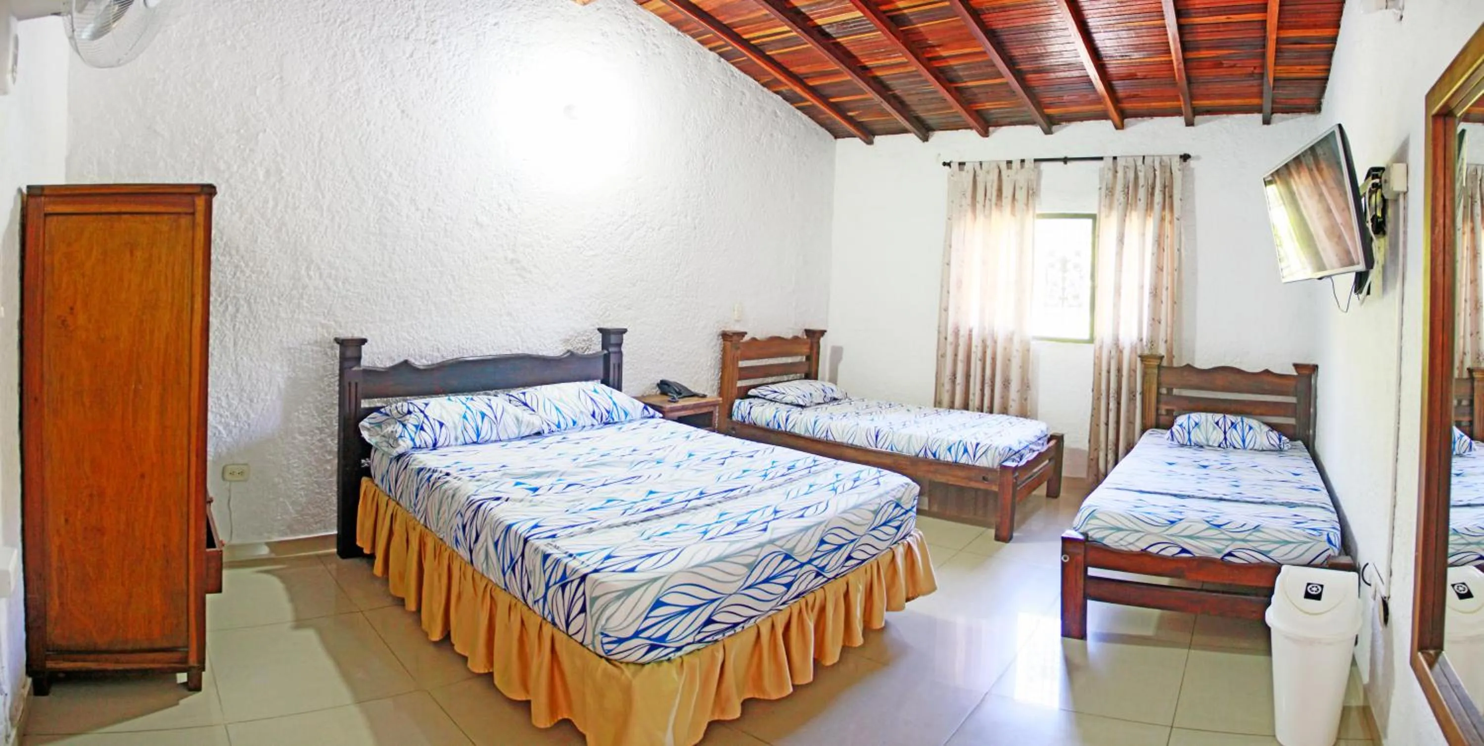 Photo of the whole room, Bed in Hotel Campestre UMPALÁ