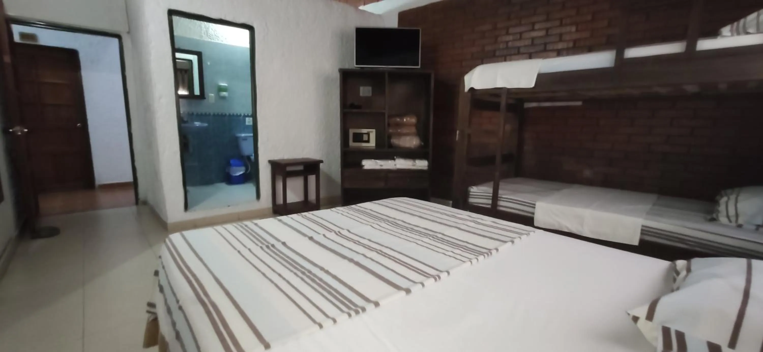 Photo of the whole room, Bed in Hotel Campestre UMPALÁ