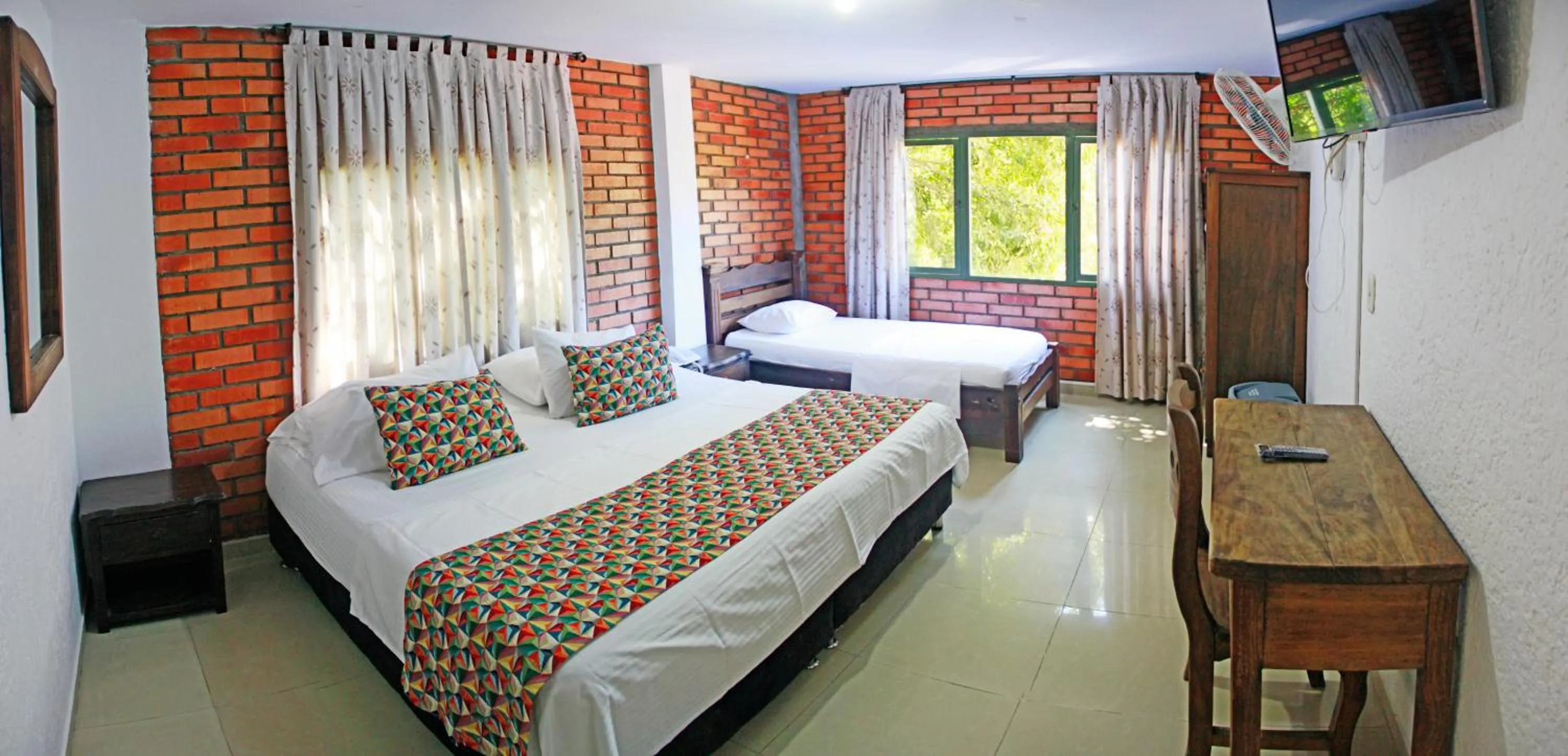 Photo of the whole room, Bed in Hotel Campestre UMPALÁ