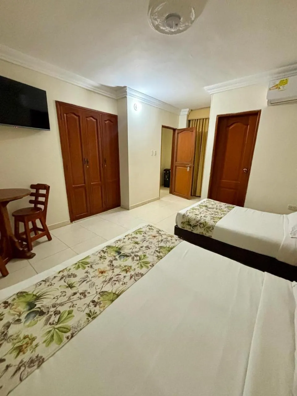 Bed in Hotel San Miguel Imperial